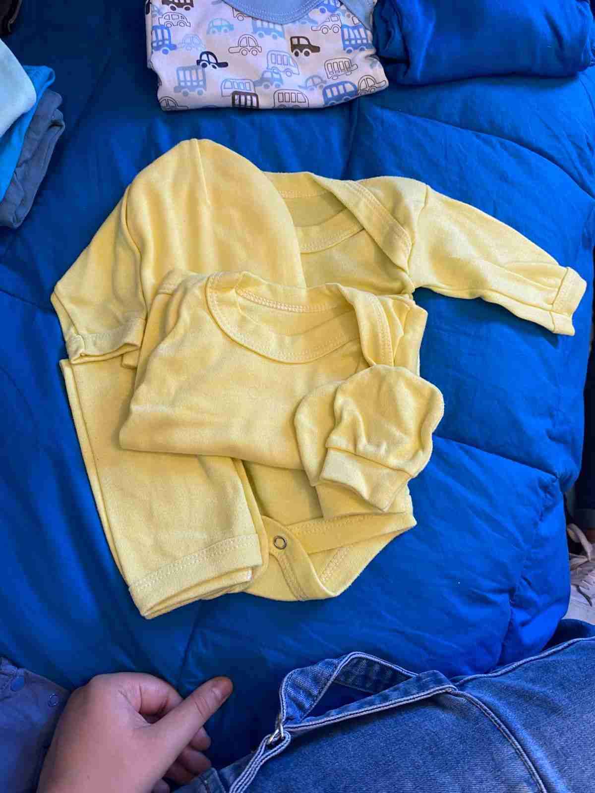 Ajuares de bebe - miniatura 4