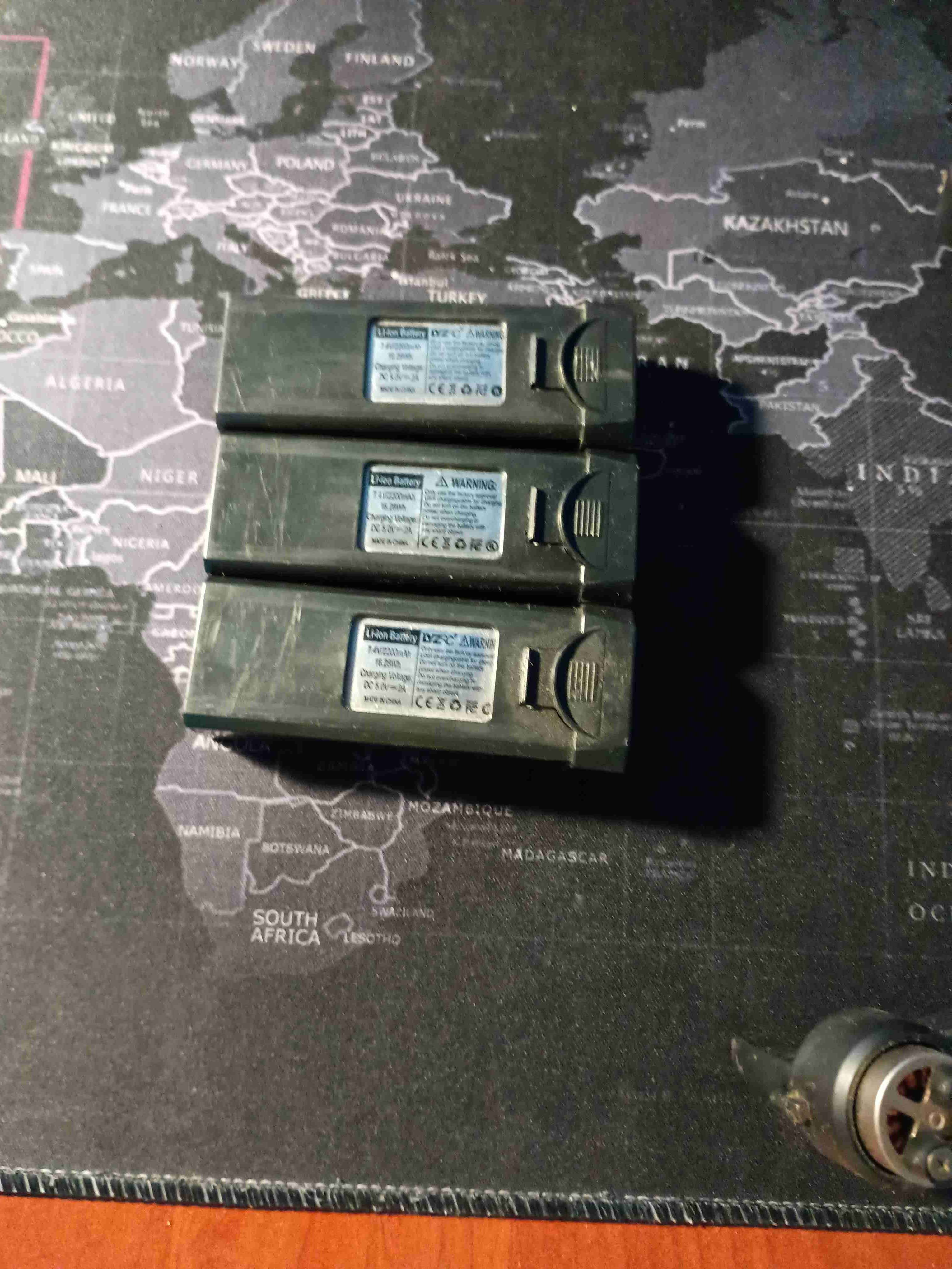 Drone plegable negro usado - miniatura 4