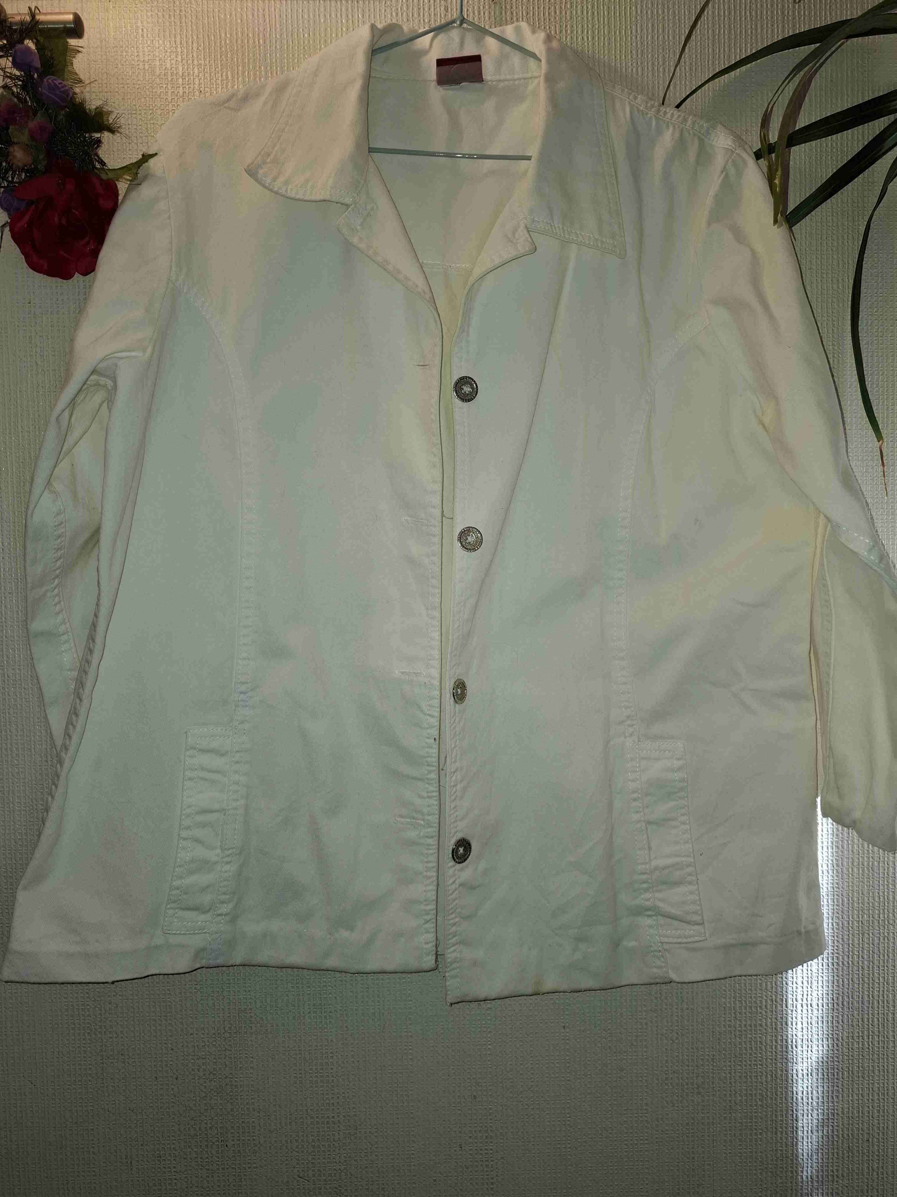 Chaqueta blanca casual