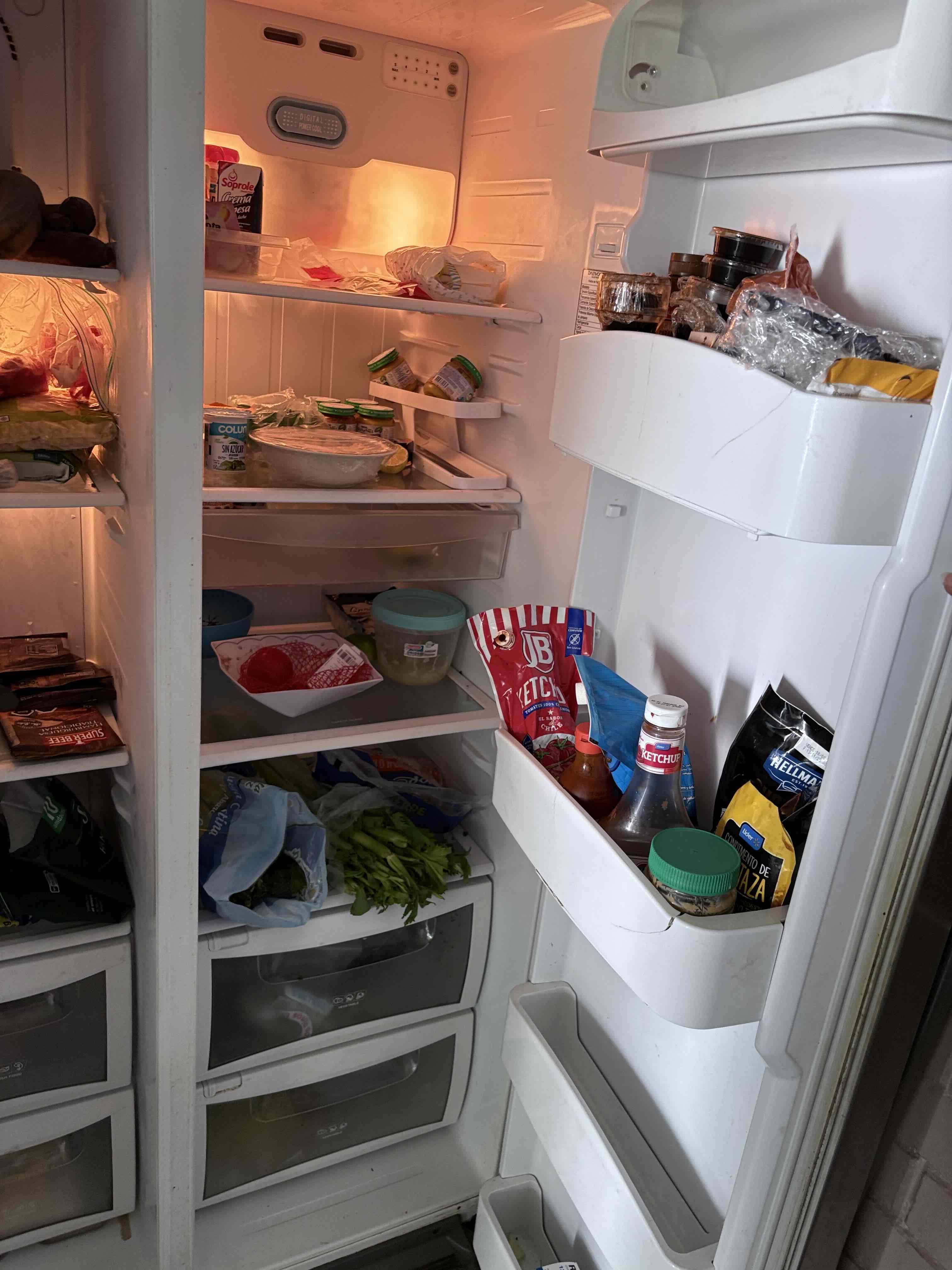 Refrigerador doble puerta Daewoo - miniatura 2