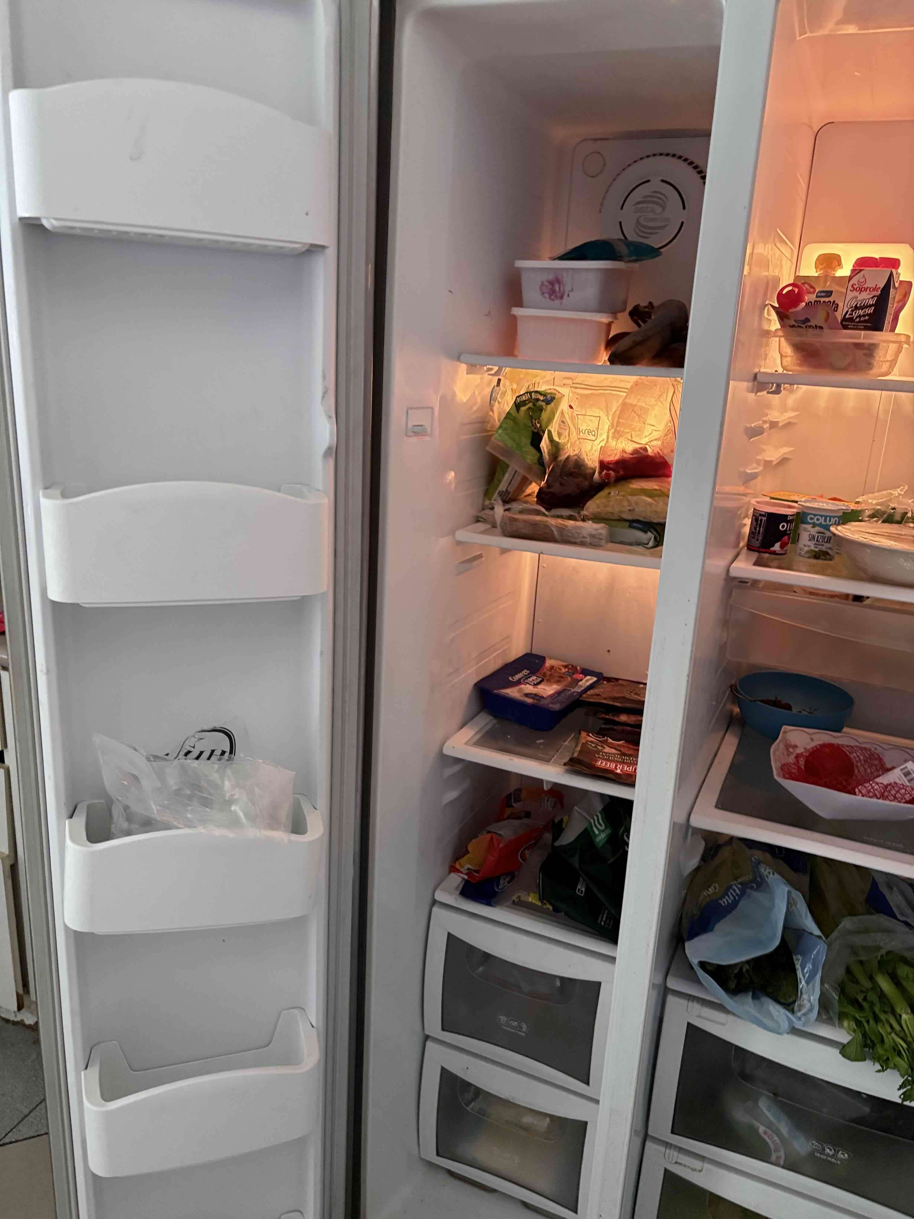 Refrigerador doble puerta Daewoo - miniatura 3