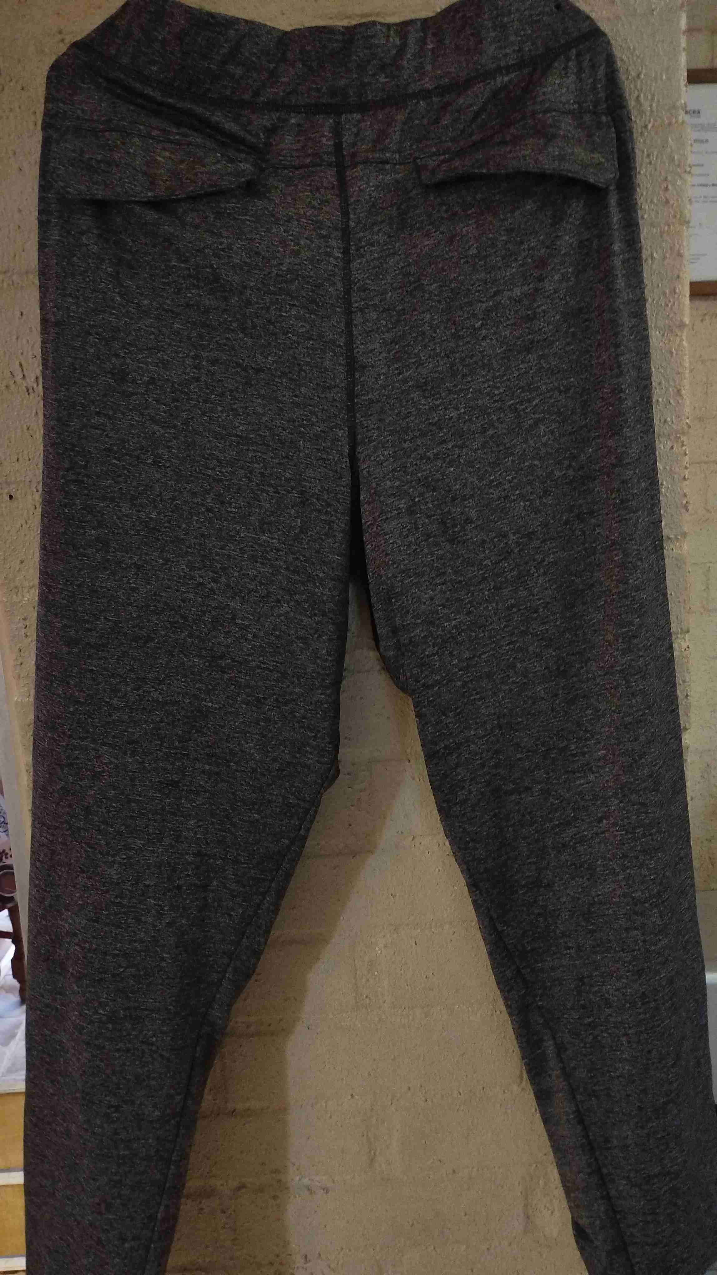 Pantalones deportivos grises - miniatura 3