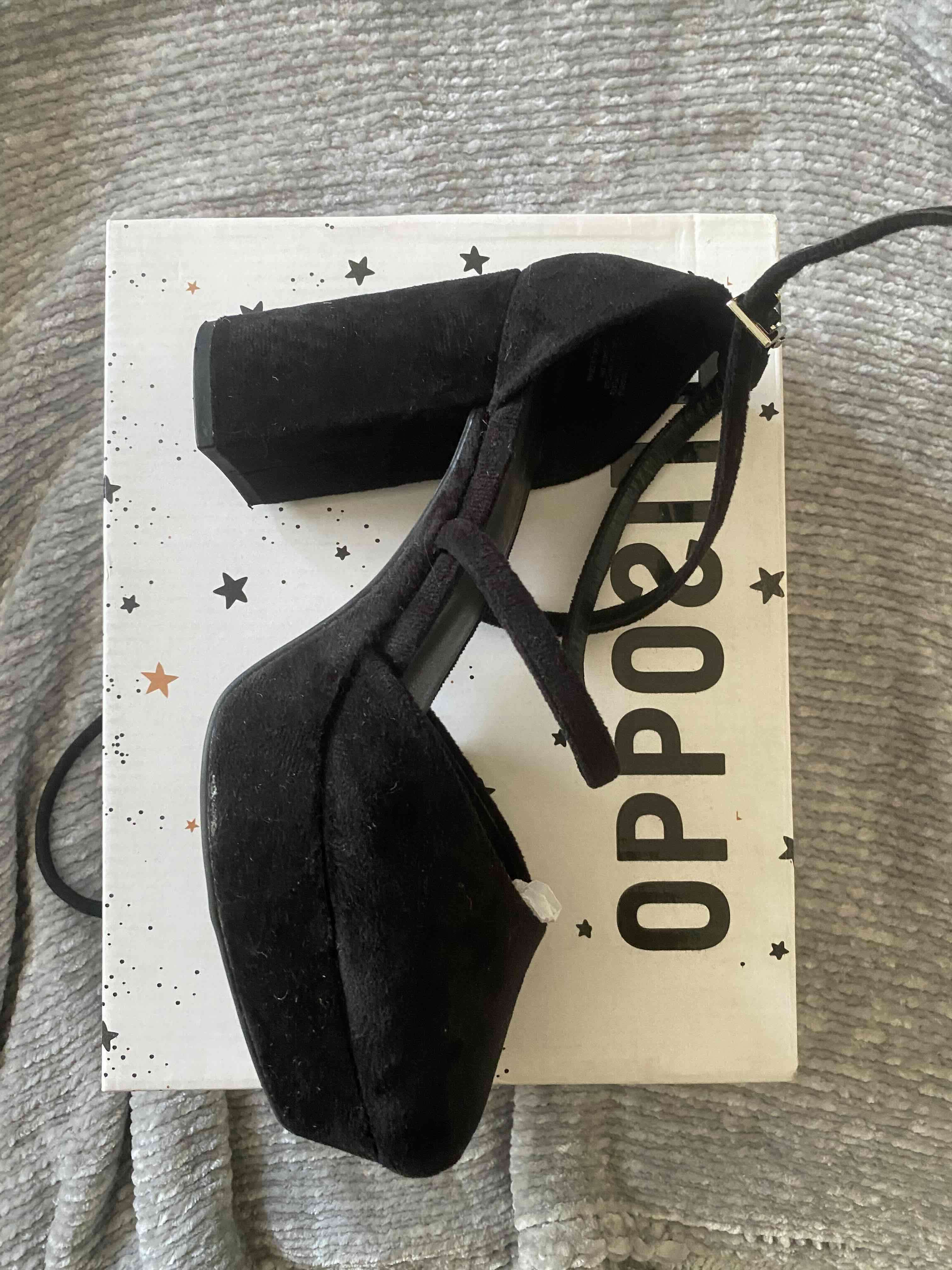 Zapatos de tacón negros - miniatura 2