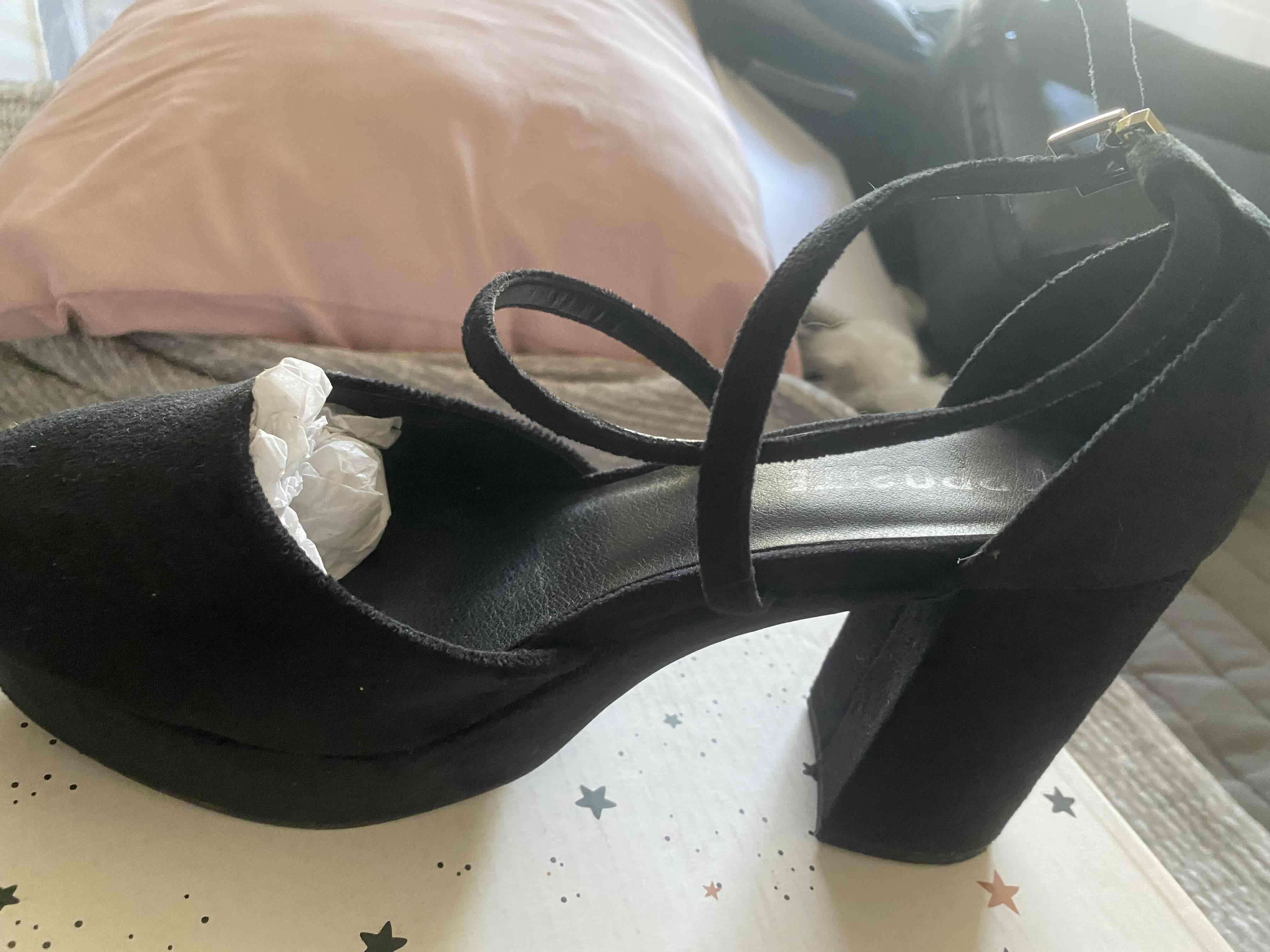 Zapatos de tacón negros - miniatura 3