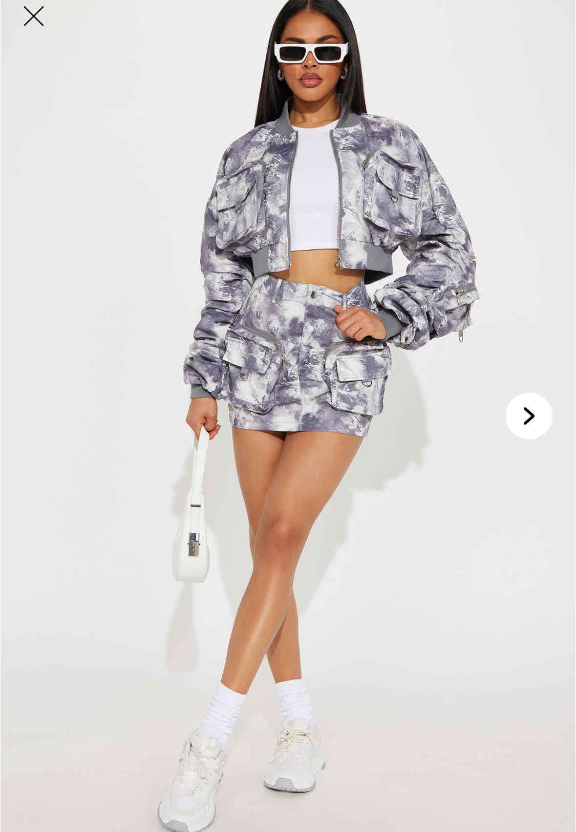 Conjunto tie-dye gris con bolsillos fashion nova