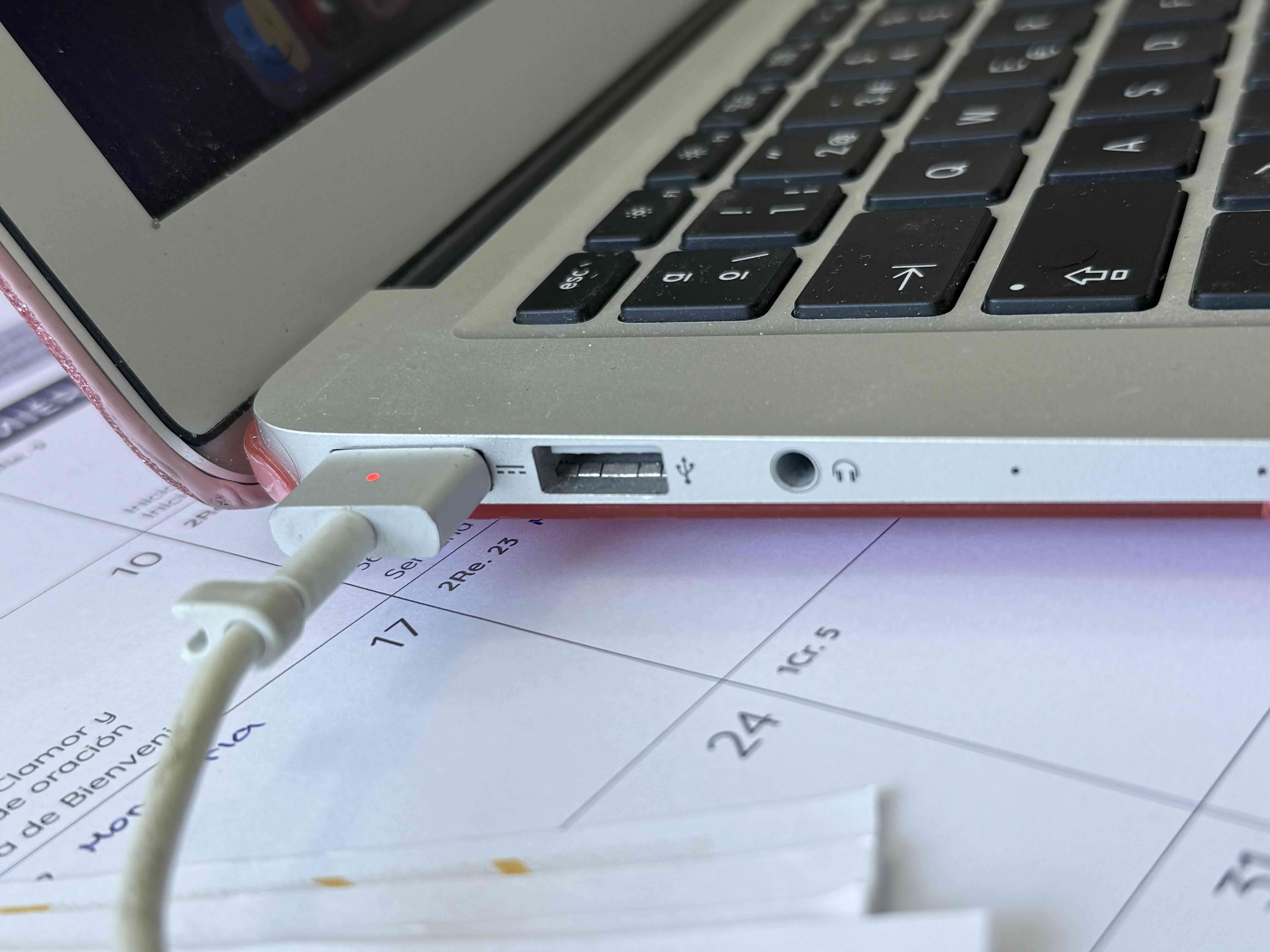 Macbook Air 2017 - miniatura 3