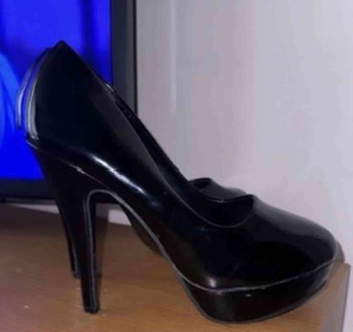Zapatos de tacón negro talla 37