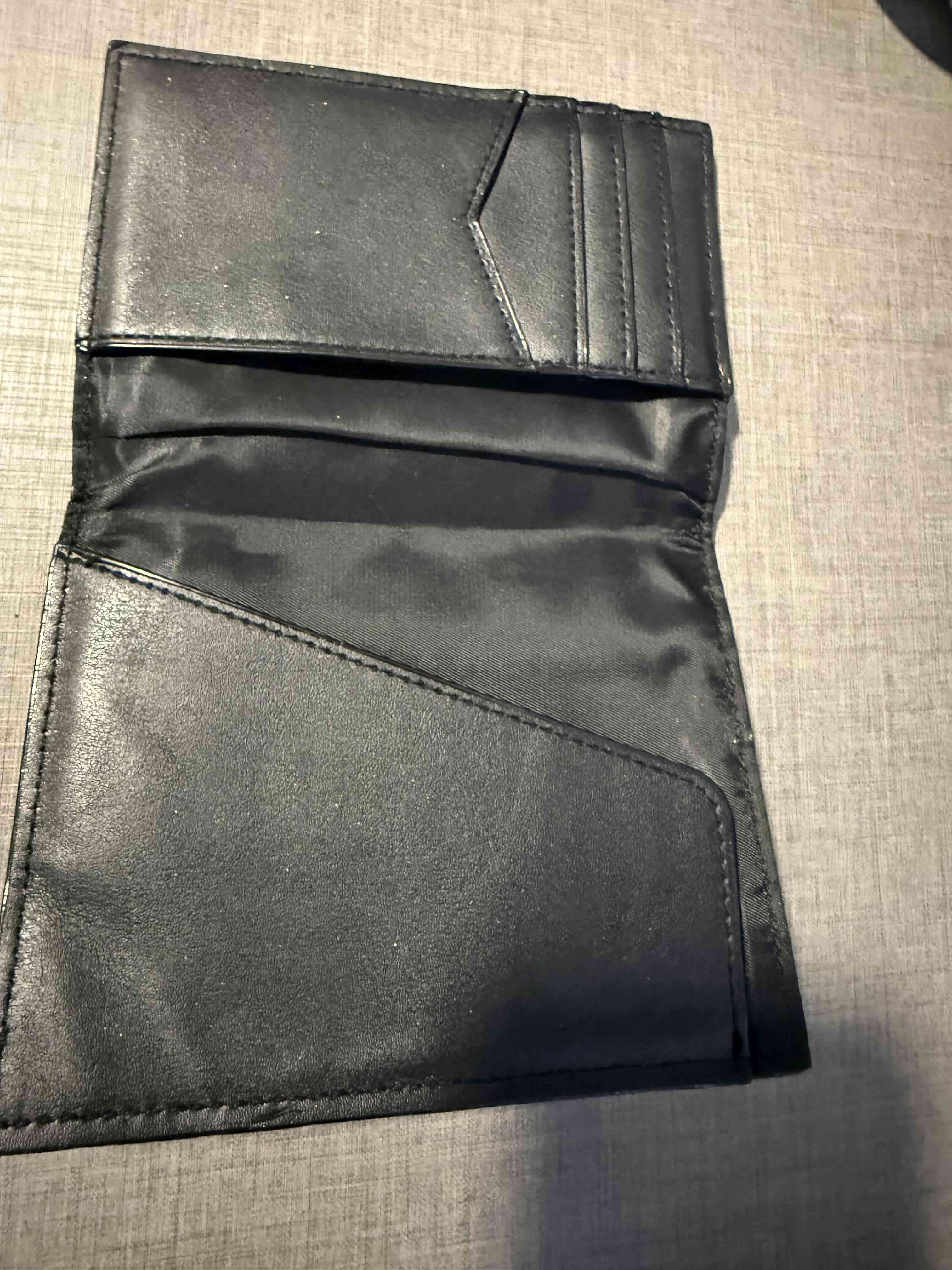 Porta pasaporte victoria secret - miniatura 3