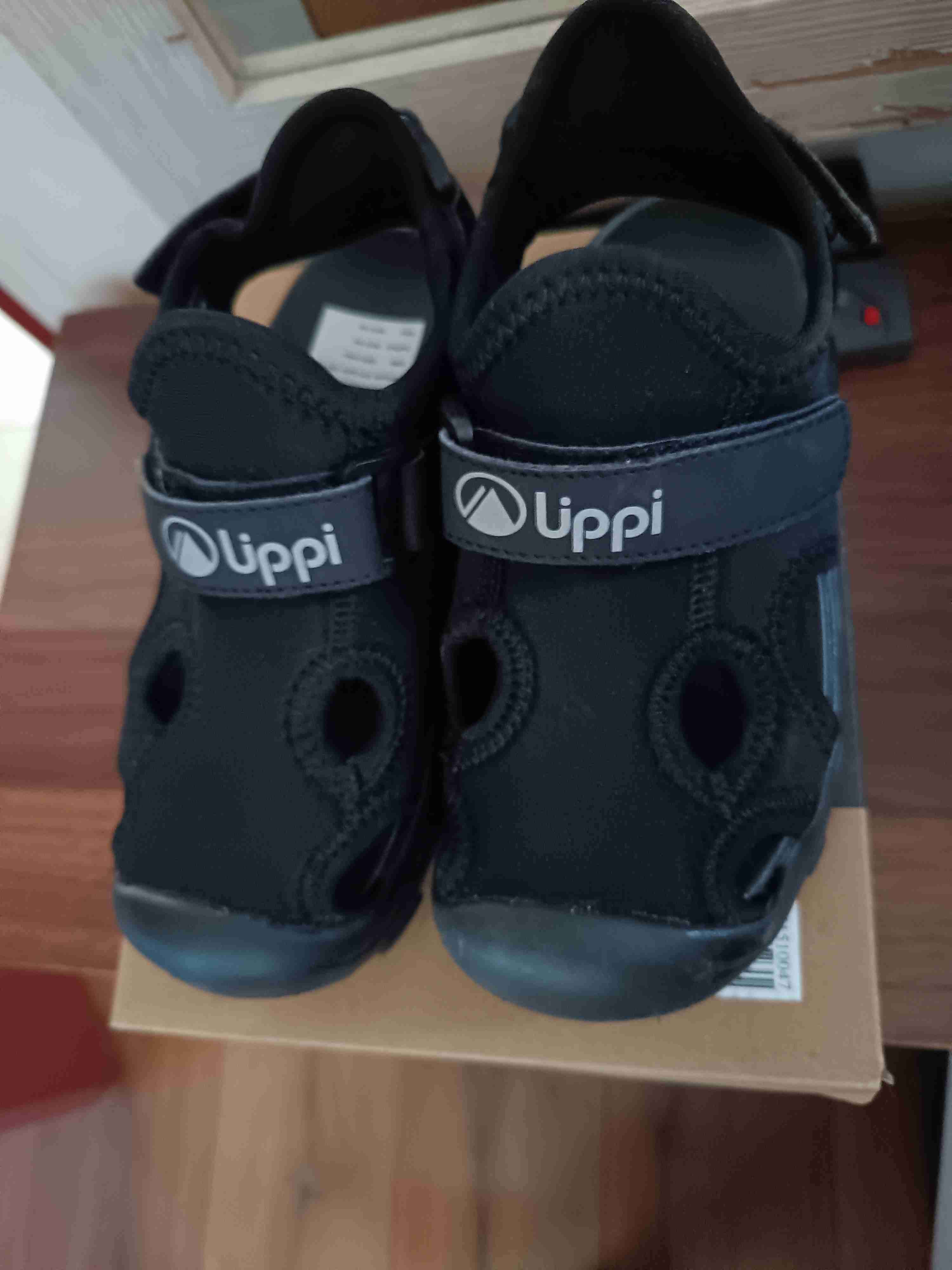 Sandalias negras Lippi para niños