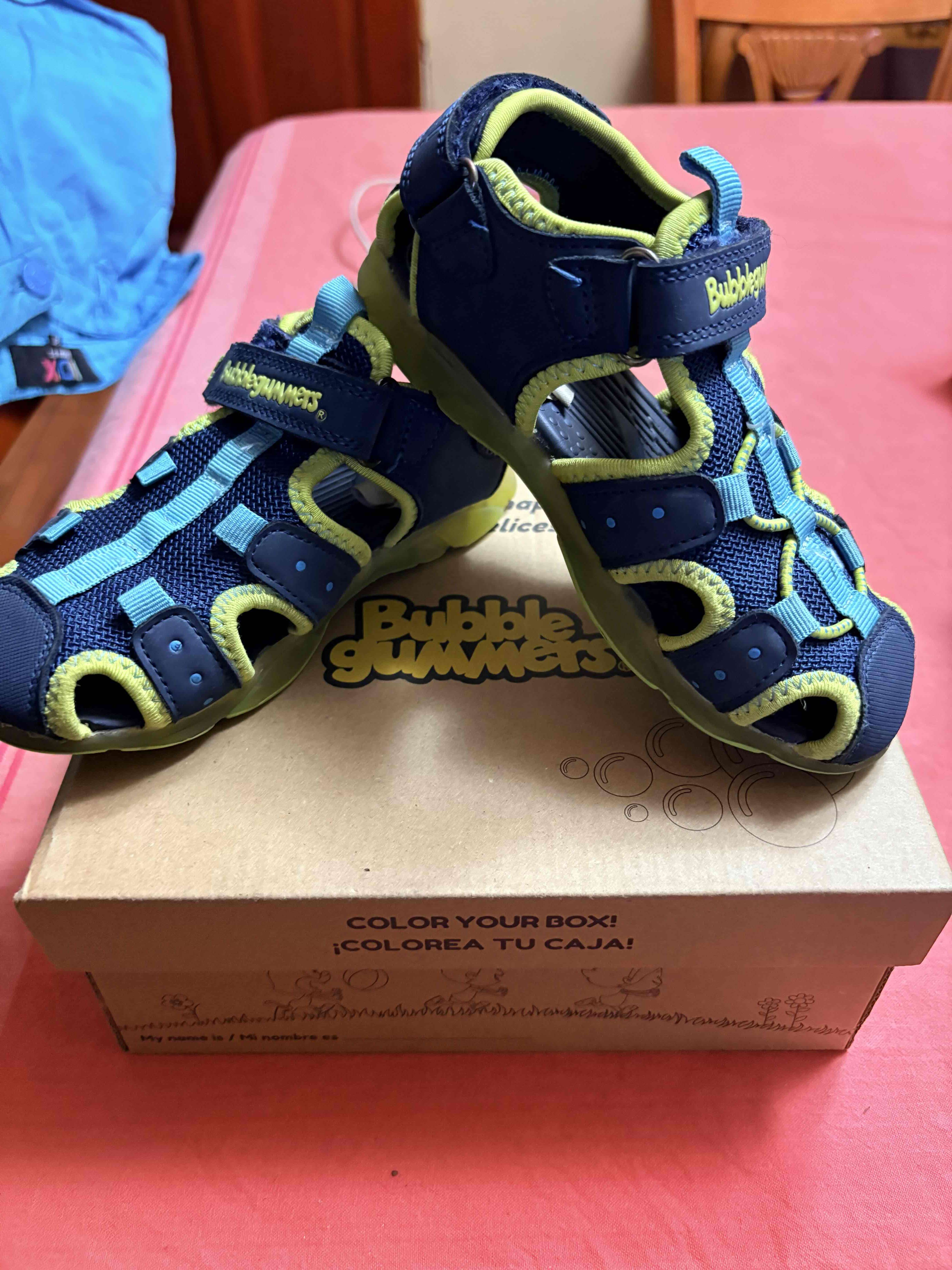 Sandalias Bubble gummers talla 29