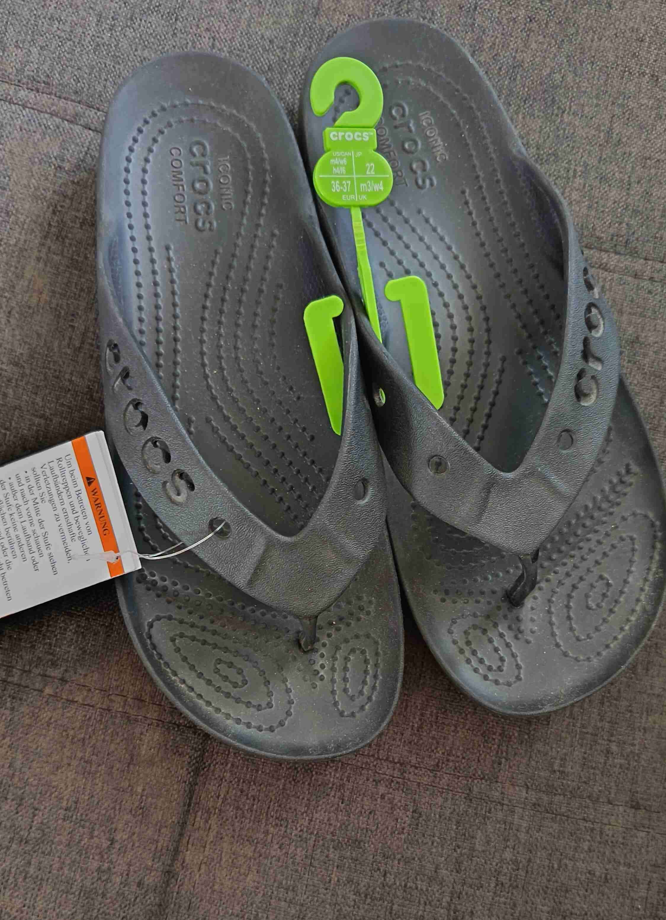 Sandalias Crocs negras nuevas - miniatura 3