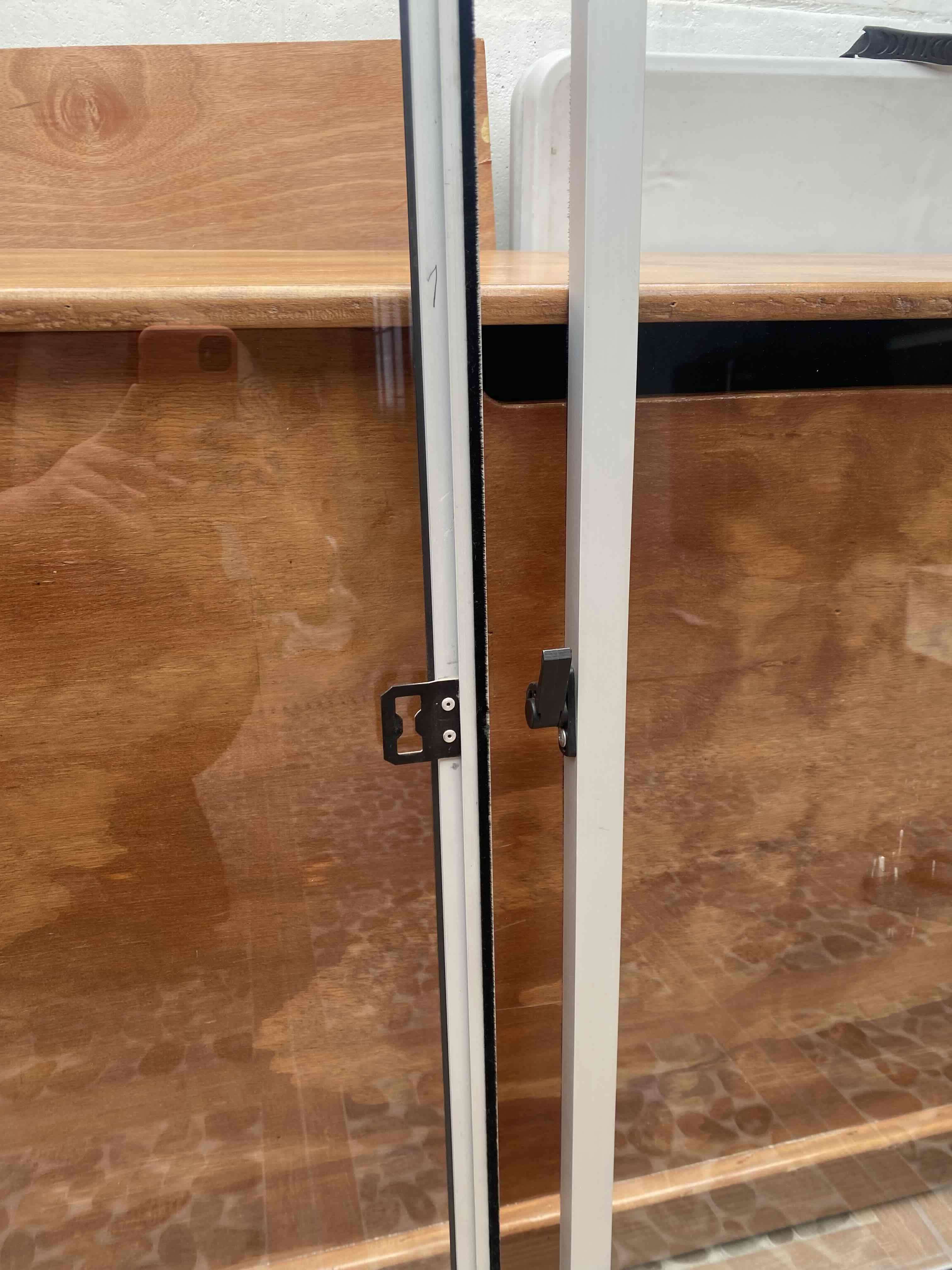 Ventanas de aluminio con vidrio - miniatura 4