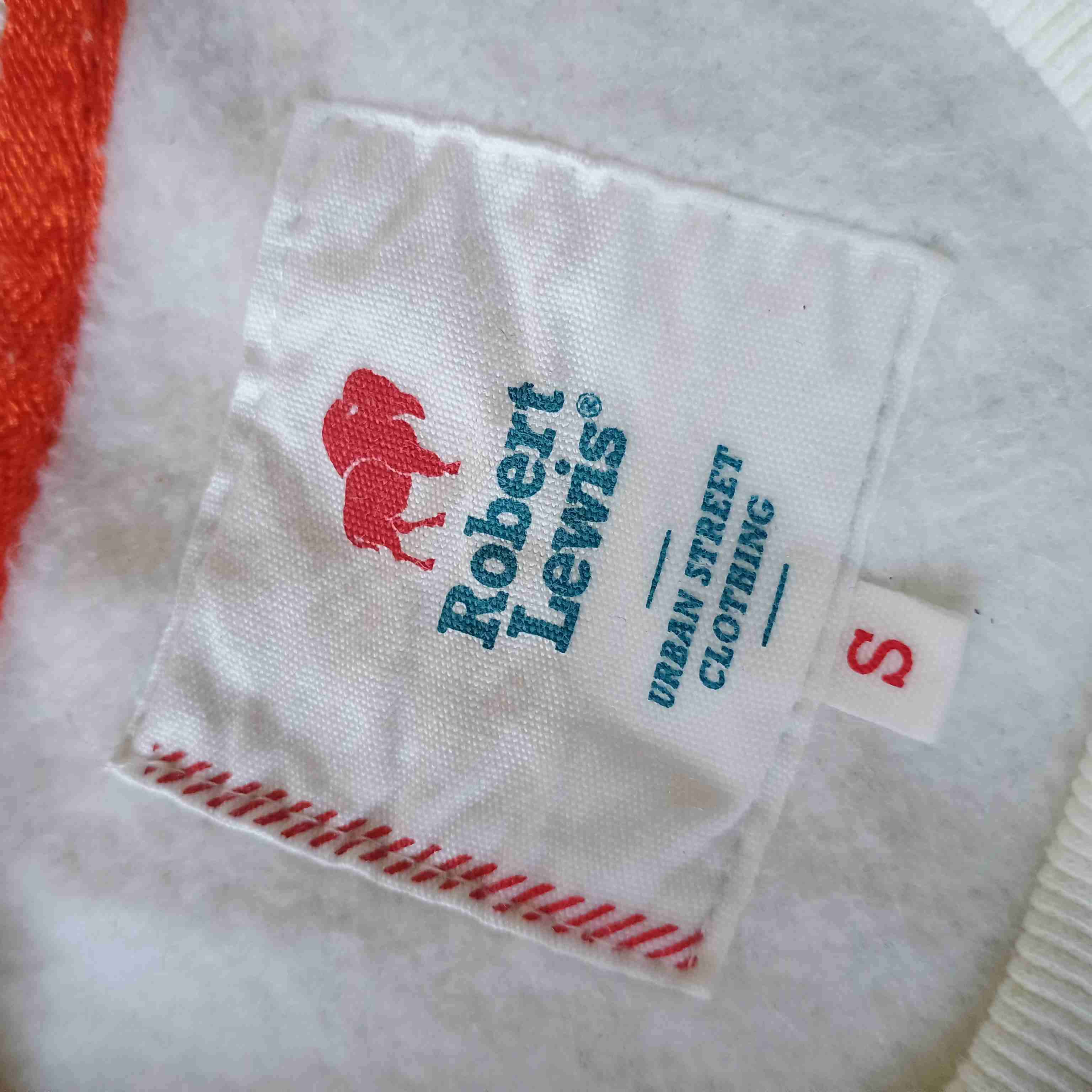 Polerón blanco Robert Lewis - miniatura 3