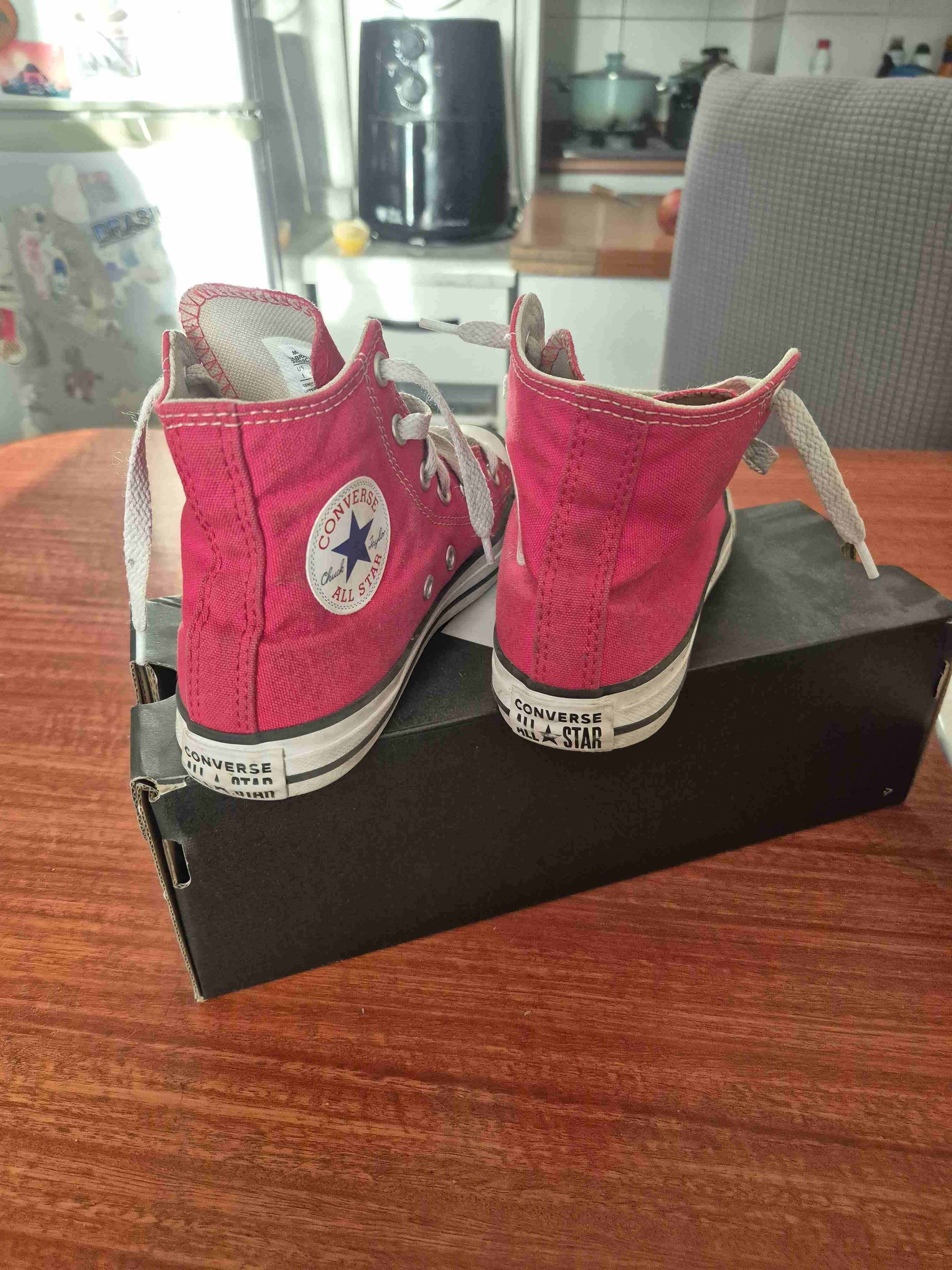 Zapatilla Converse roja clásica - miniatura 4