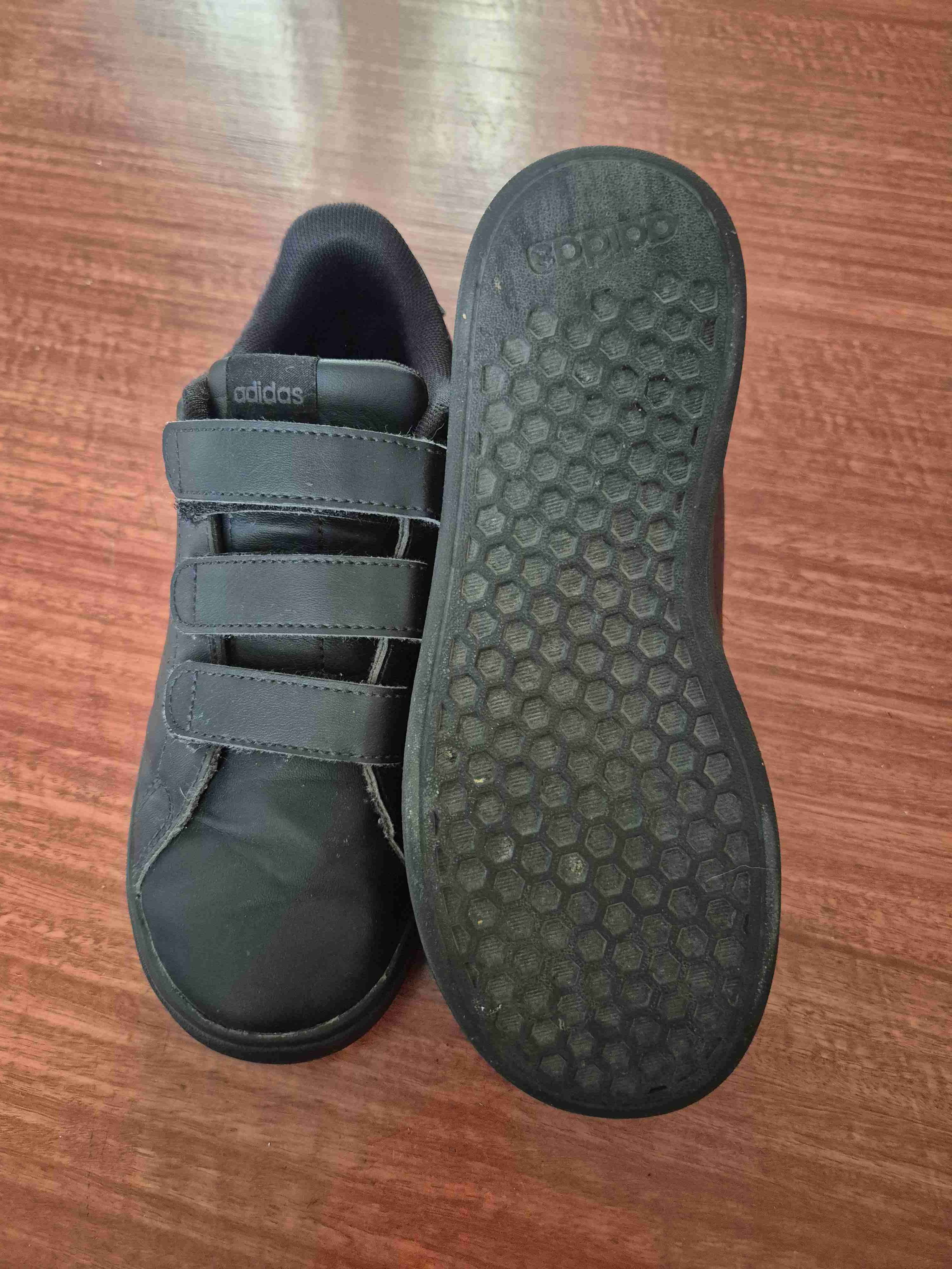 Zapatillas adidas negros con velcro - miniatura 3