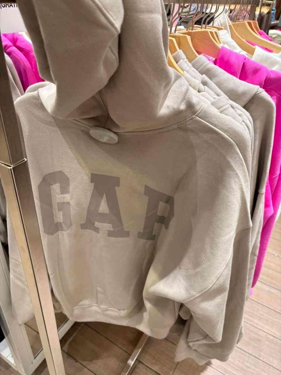 Polerones GAP con capucha - miniatura 3