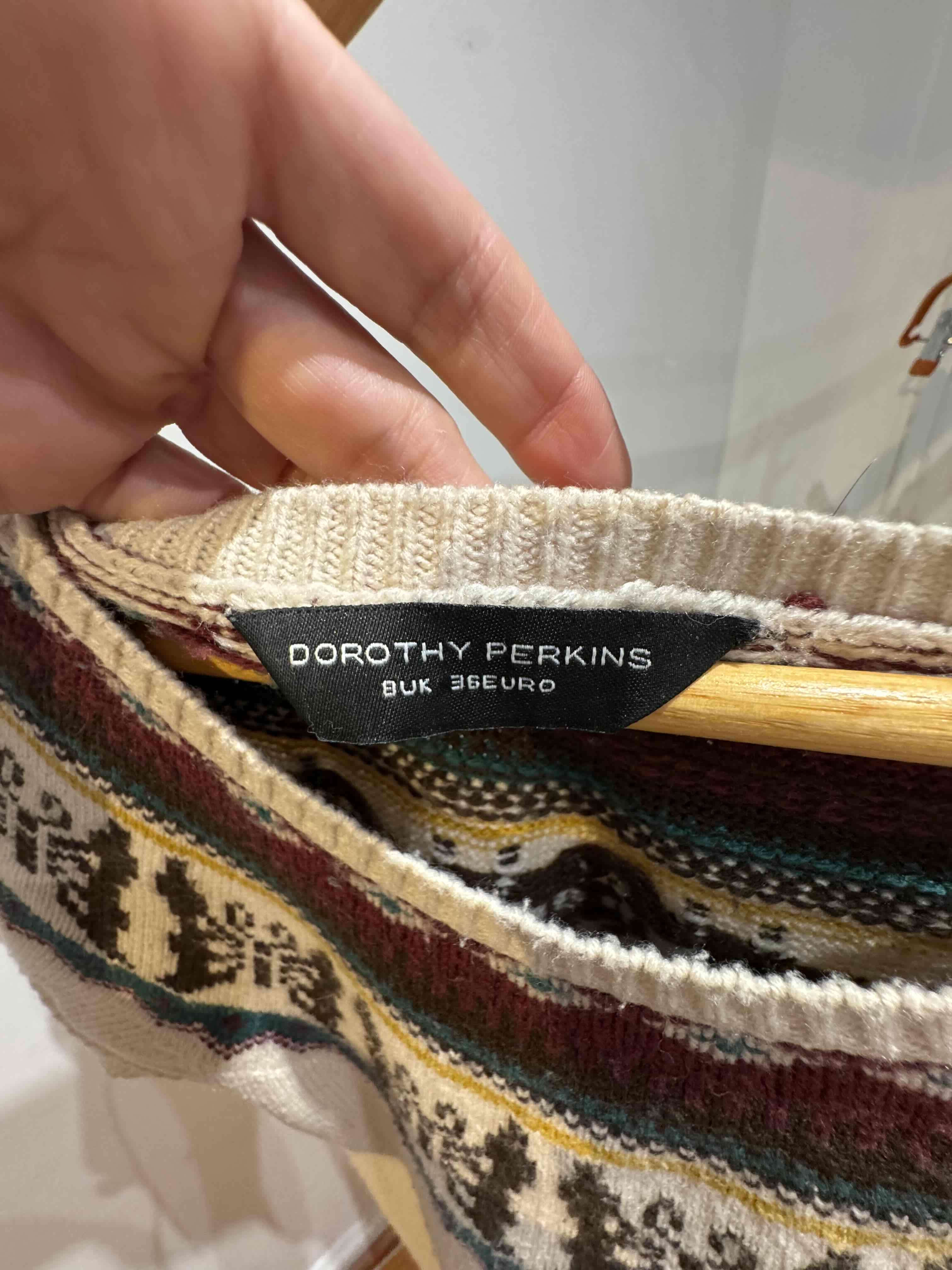 Vestido blanco con diseño étnico - miniatura 3