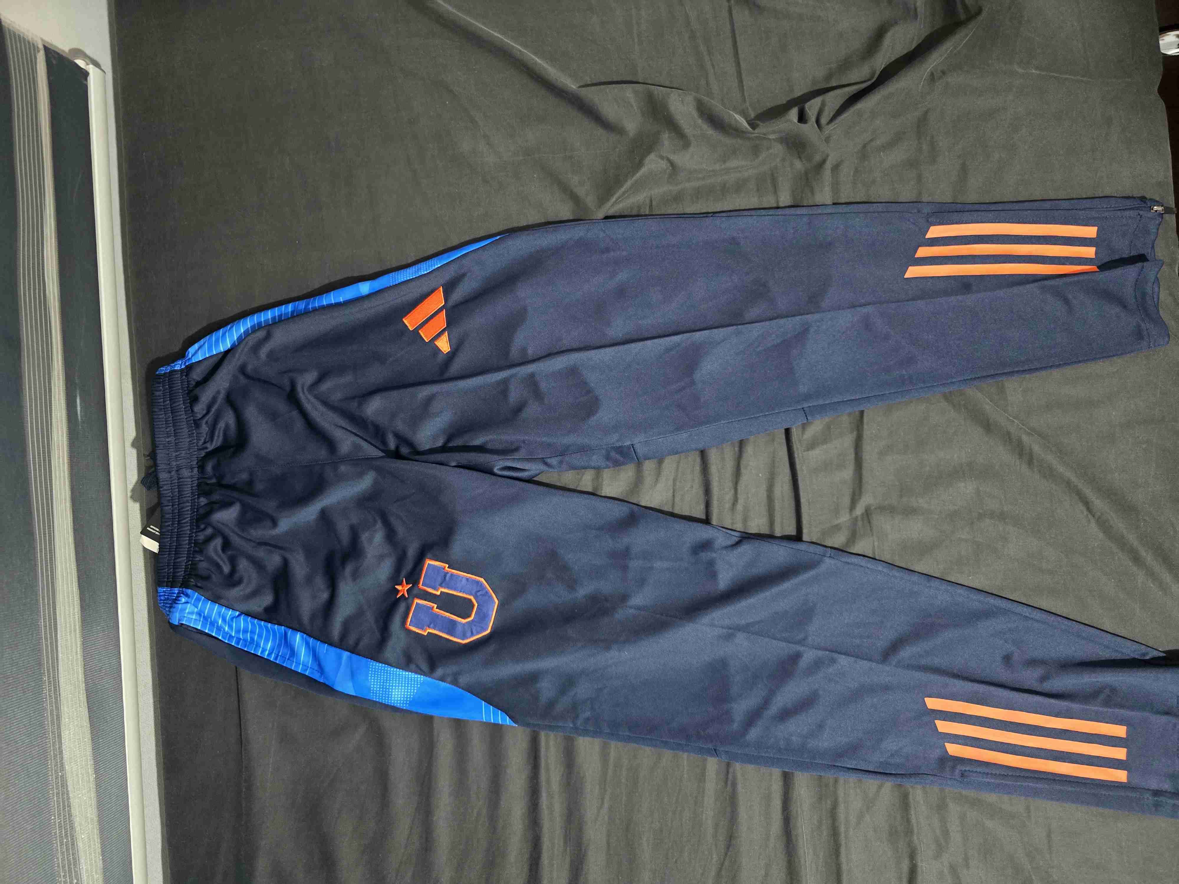 Pantalón deportivo azul U de Chile