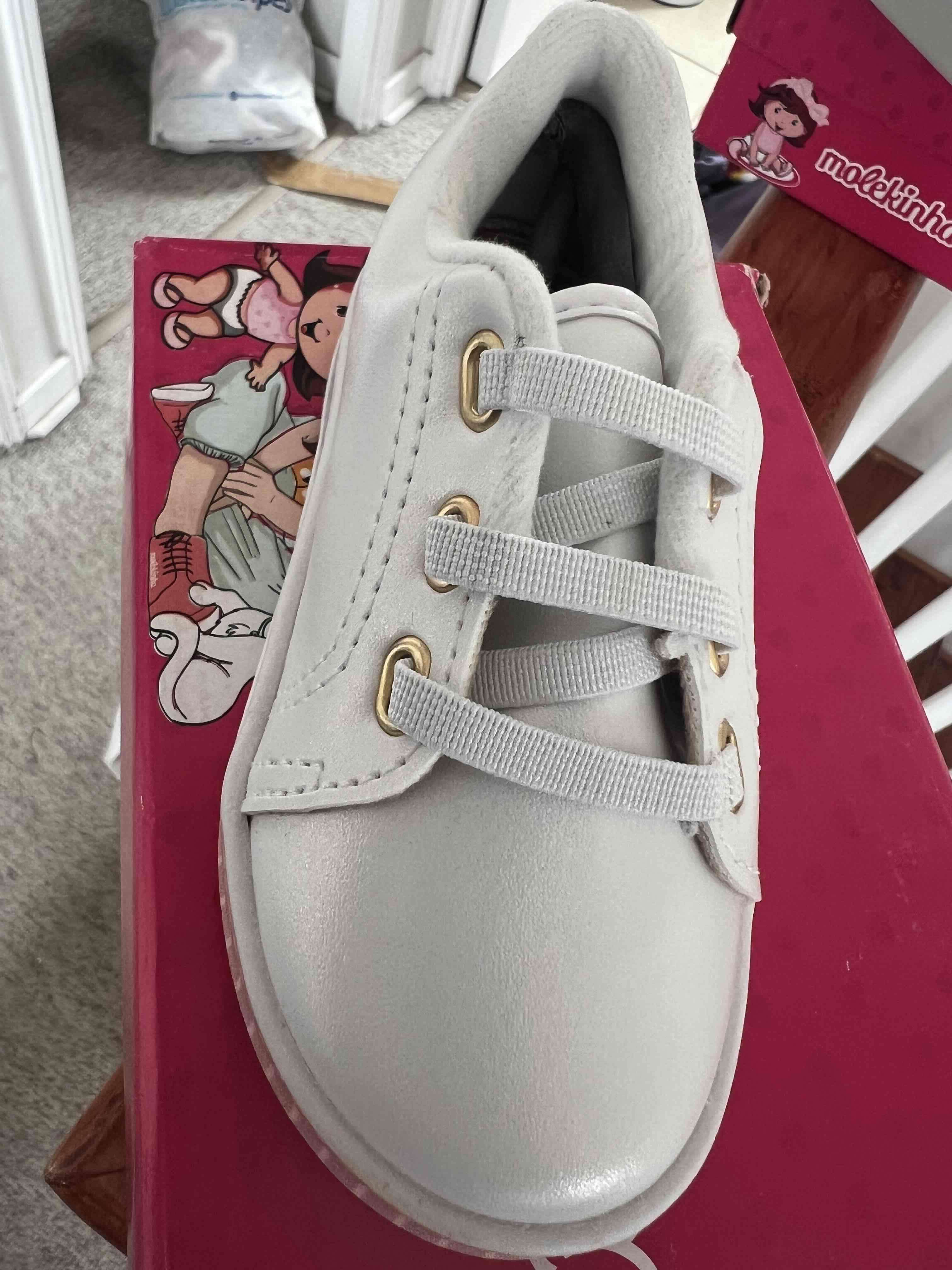Zapatilla blanca infantil Molekinha