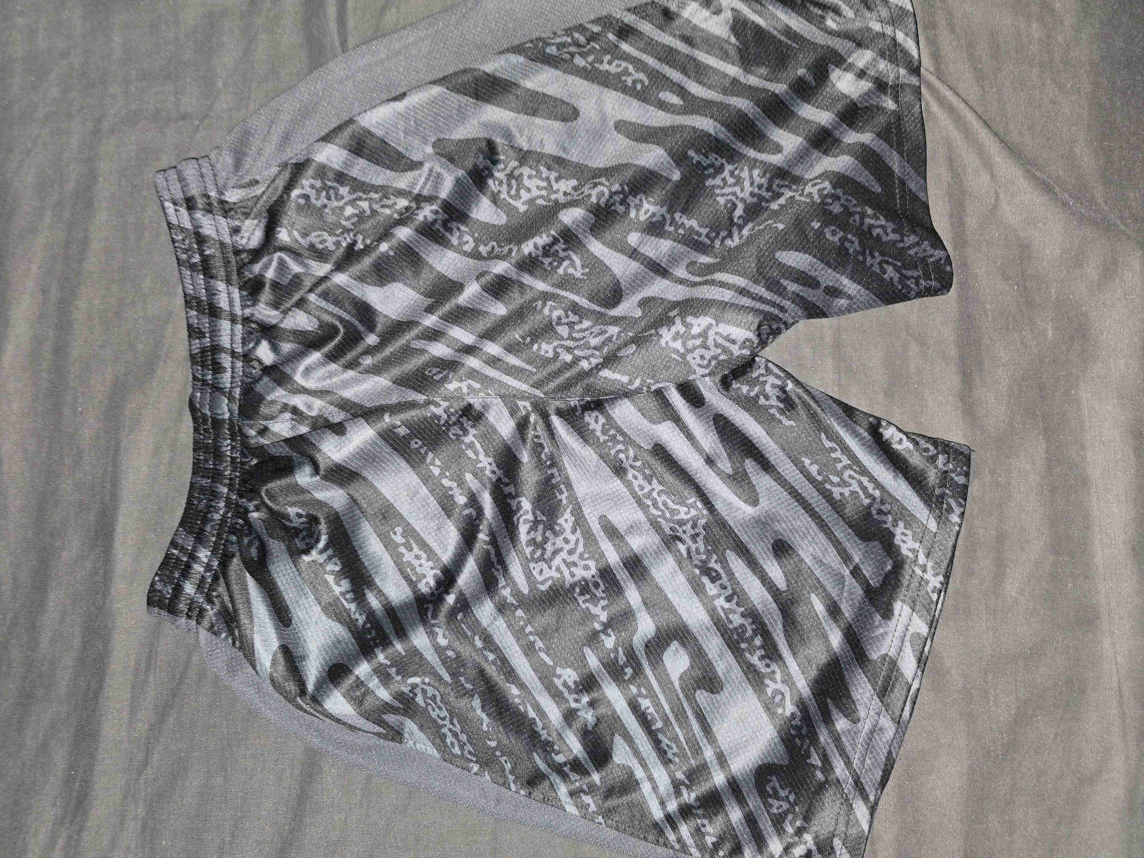 Shorts deportivo Barcelona - miniatura 2