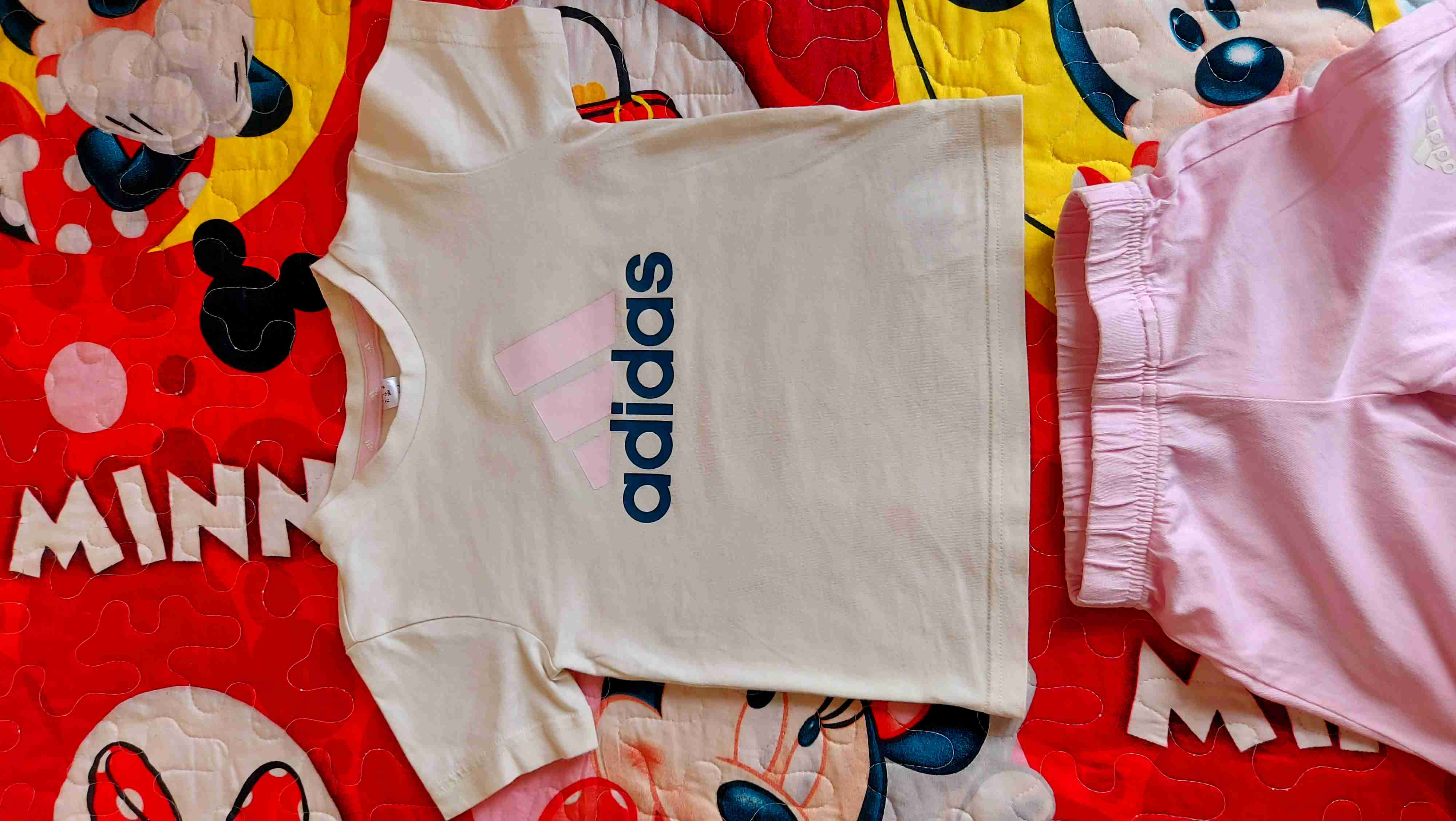 Conjunto Adidas para niña