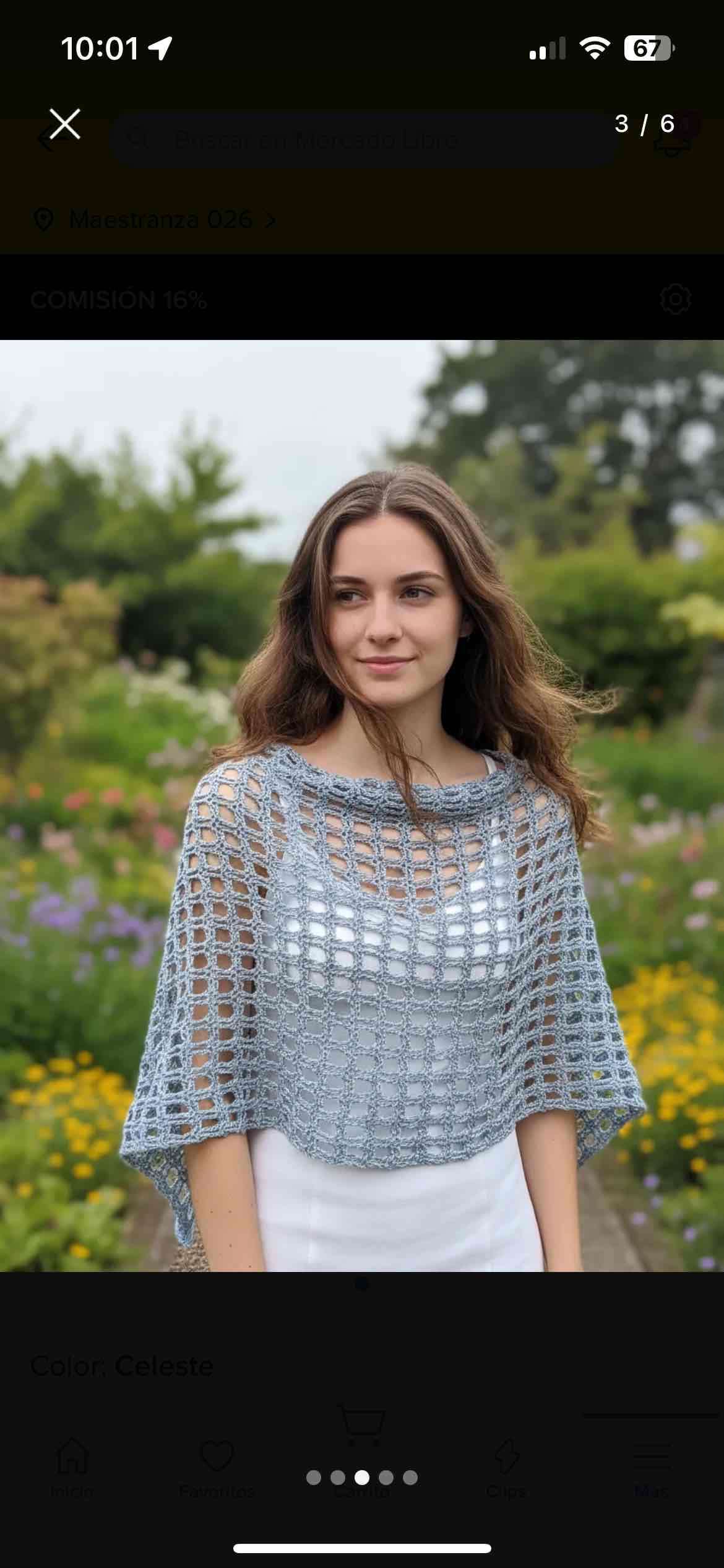 Poncho tejido calado celeste