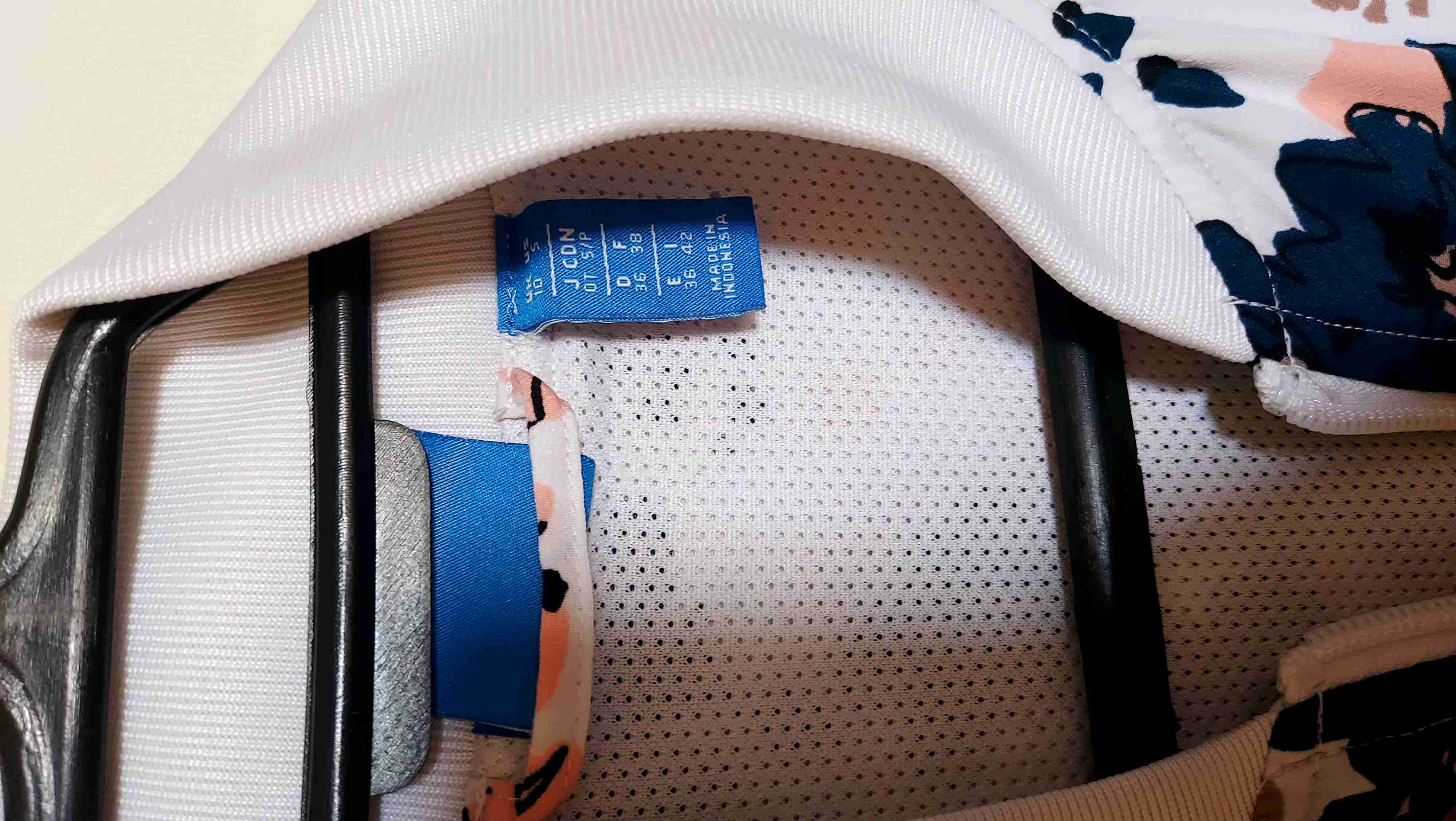 Chaqueta deportiva Adidas estampada - miniatura 3