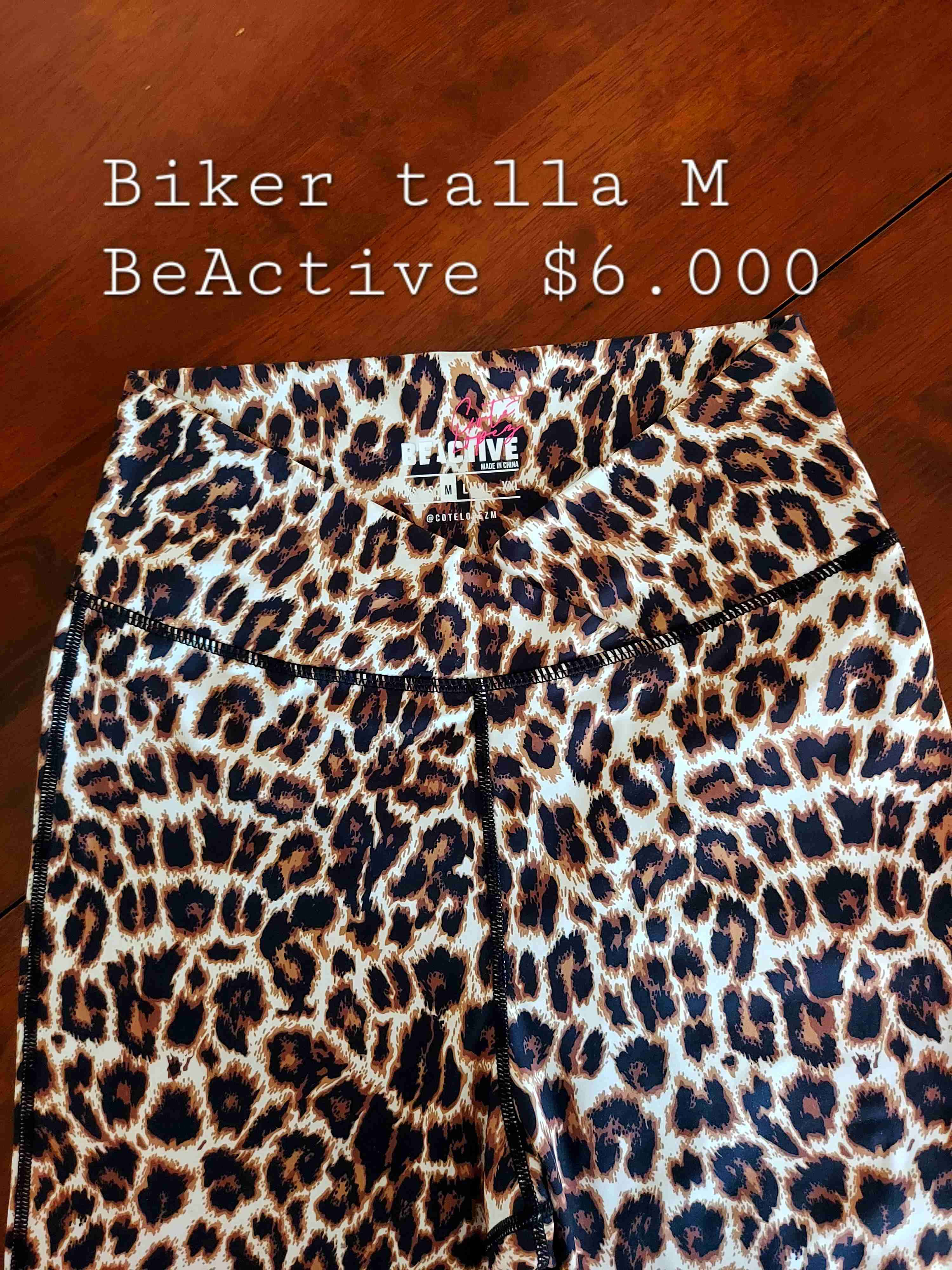 Biker estampado leopardo talla M