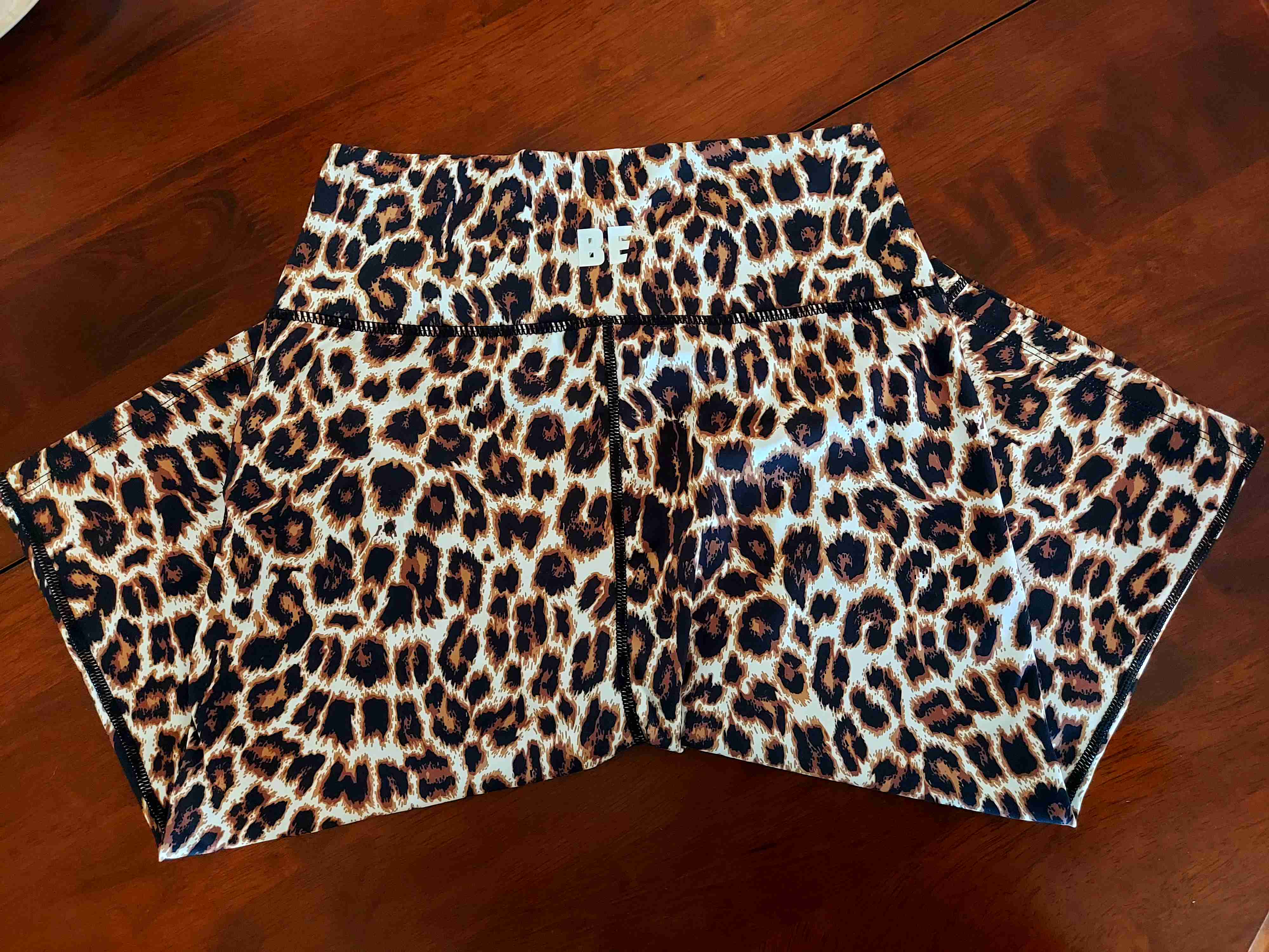 Biker estampado leopardo talla M - miniatura 3