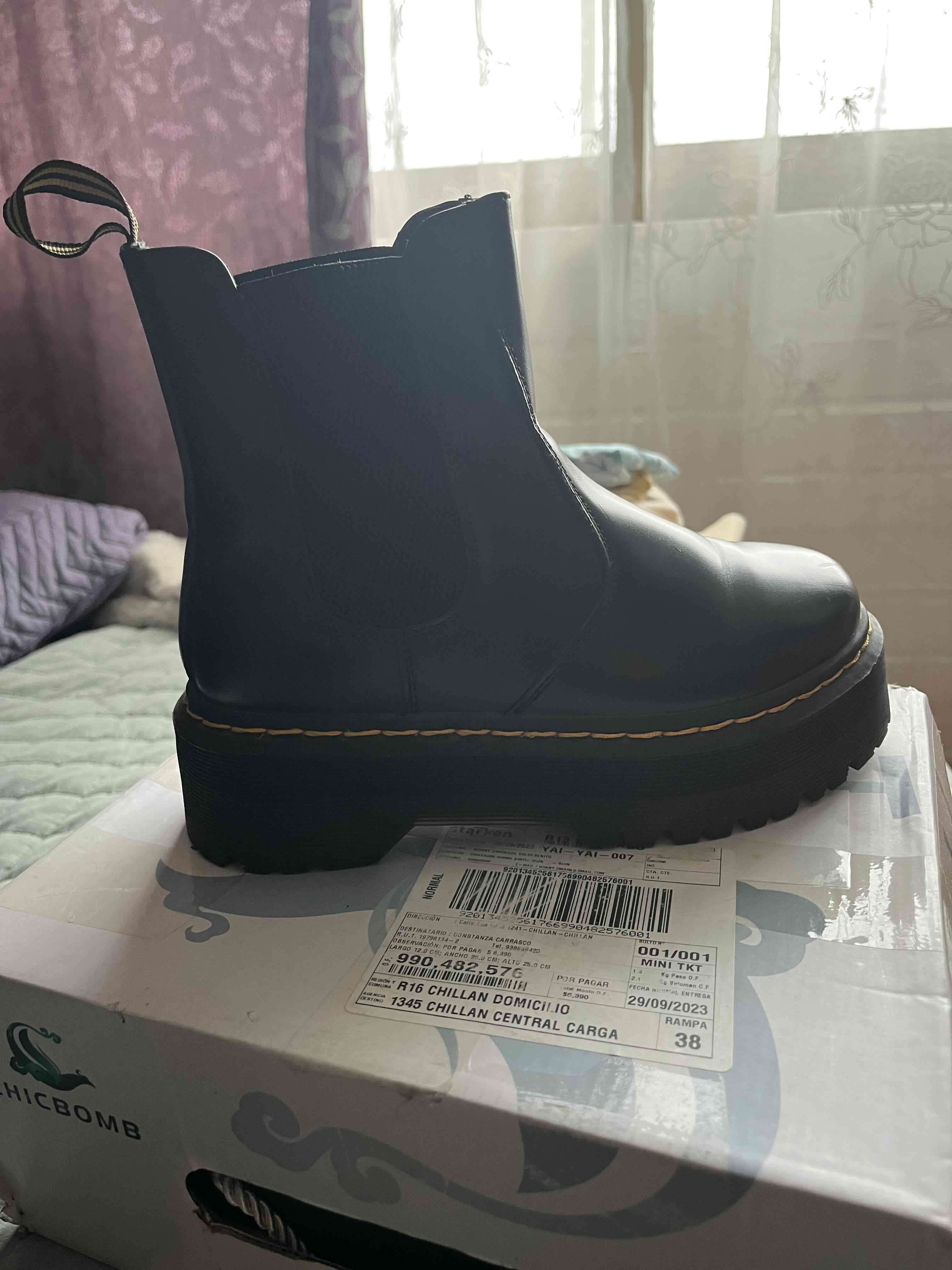 Botín negro chelsea con plataforma - miniatura 4