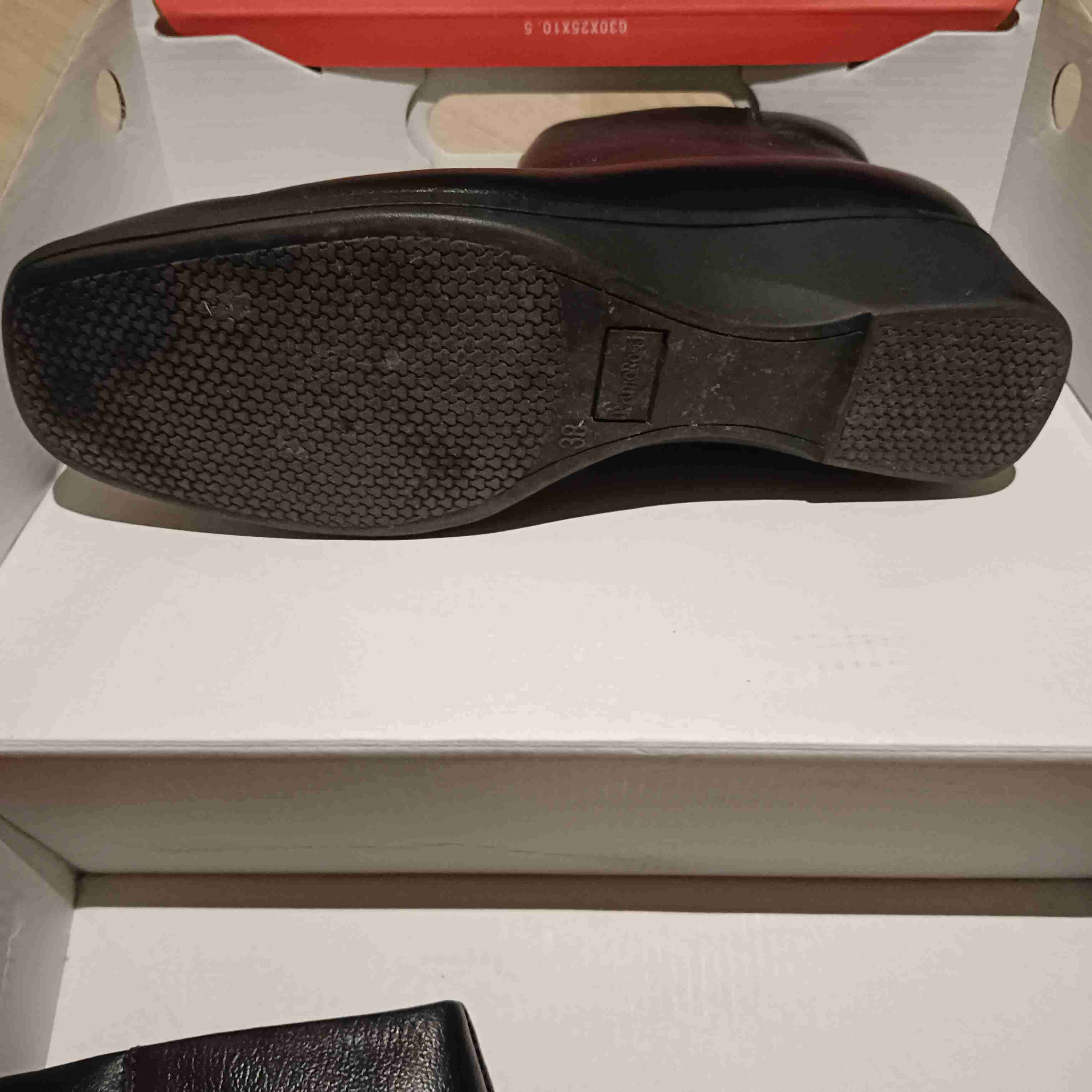 Botines negros de cuero - miniatura 2