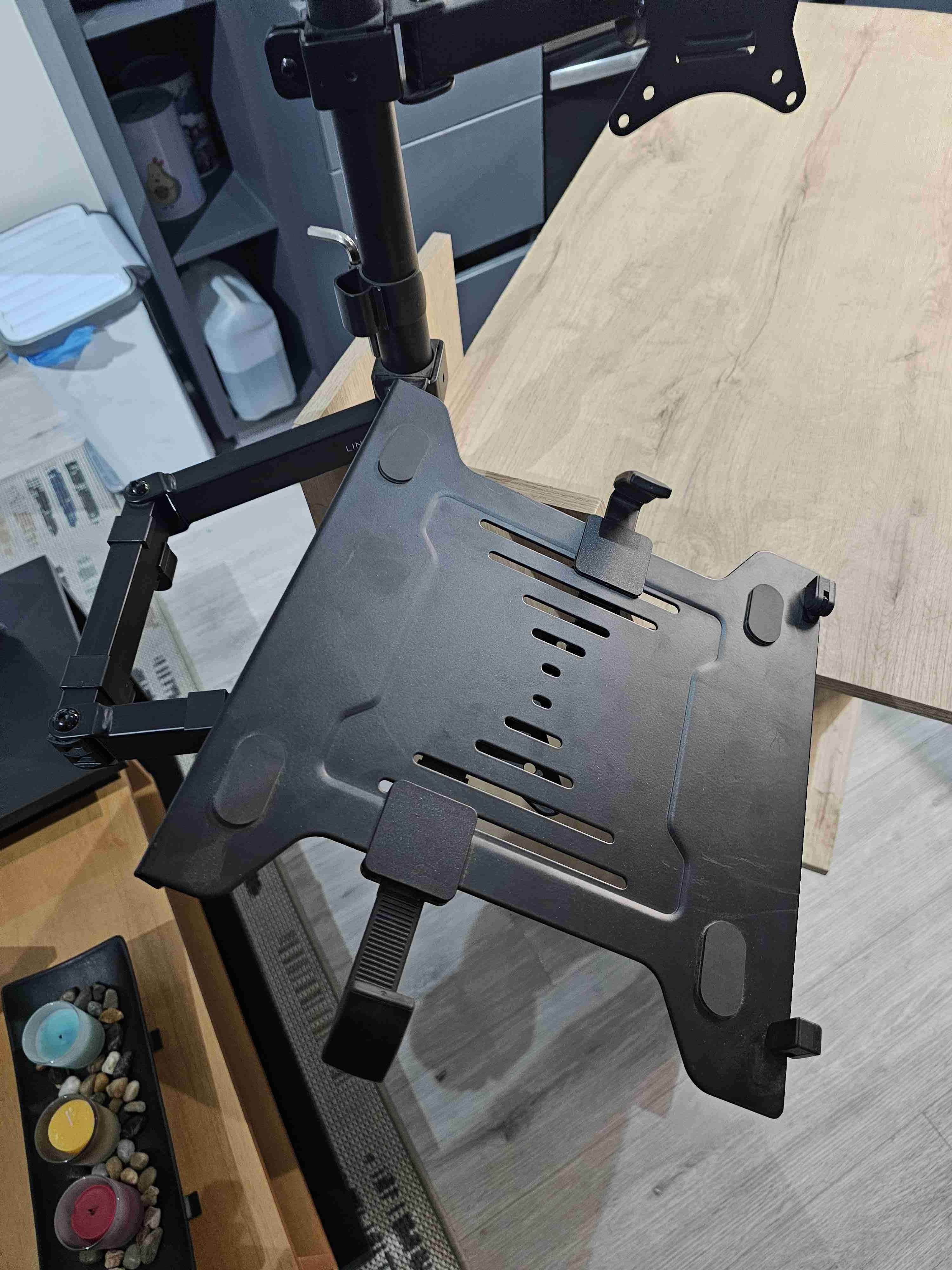 Soporte articulado para monitor y notebook - miniatura 3