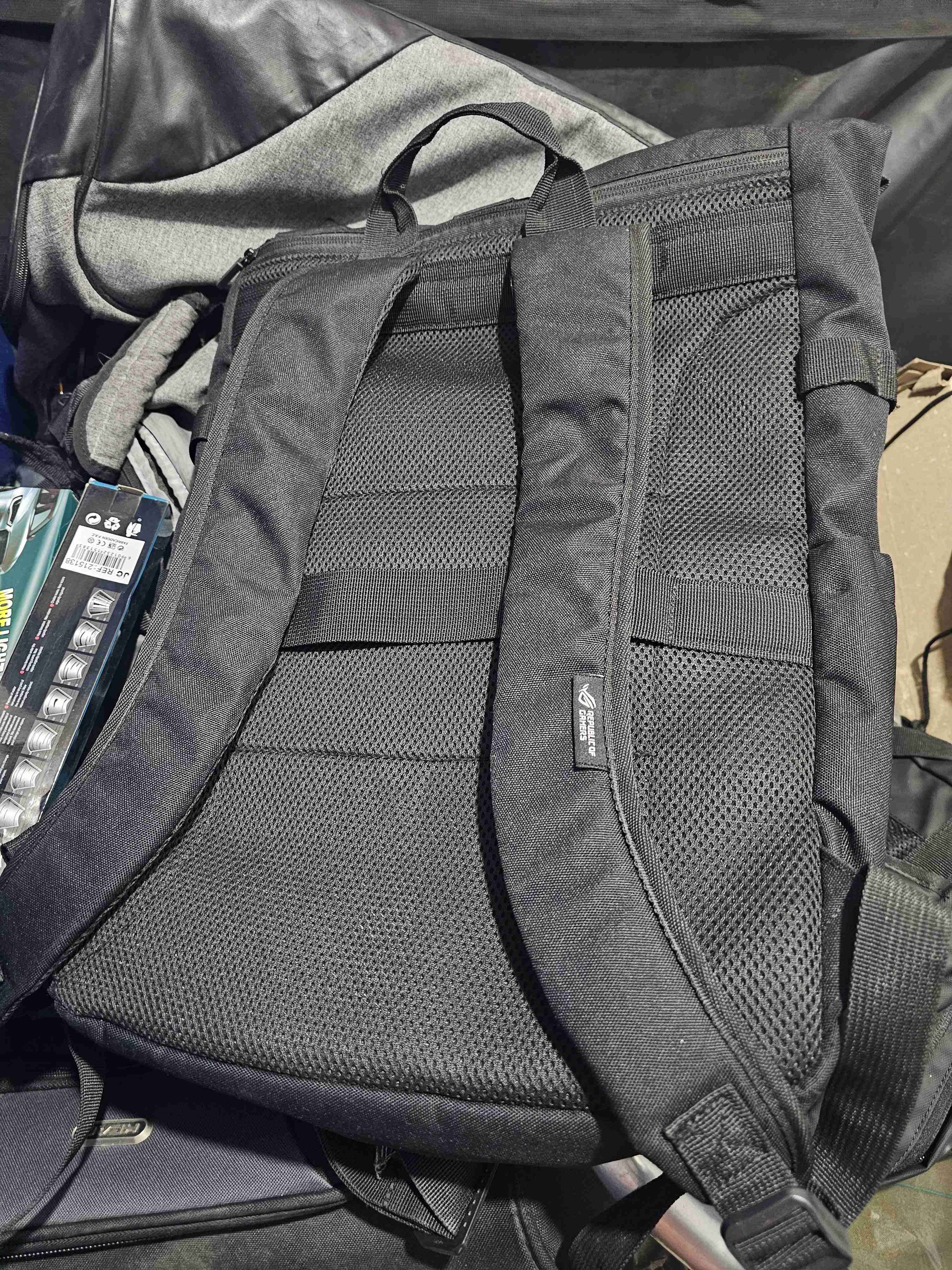 Mochila Asus Republic of Gamers - miniatura 2