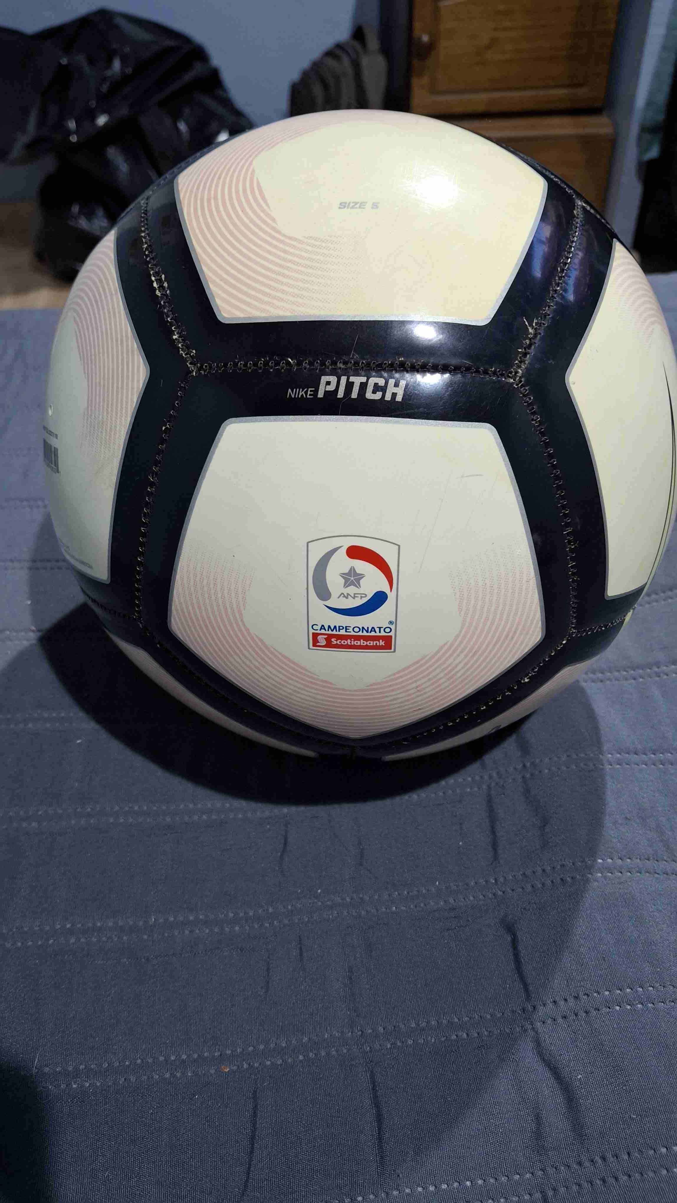 BALÓN DE FUTBOL NIKE SERIE A PITCH - miniatura 2