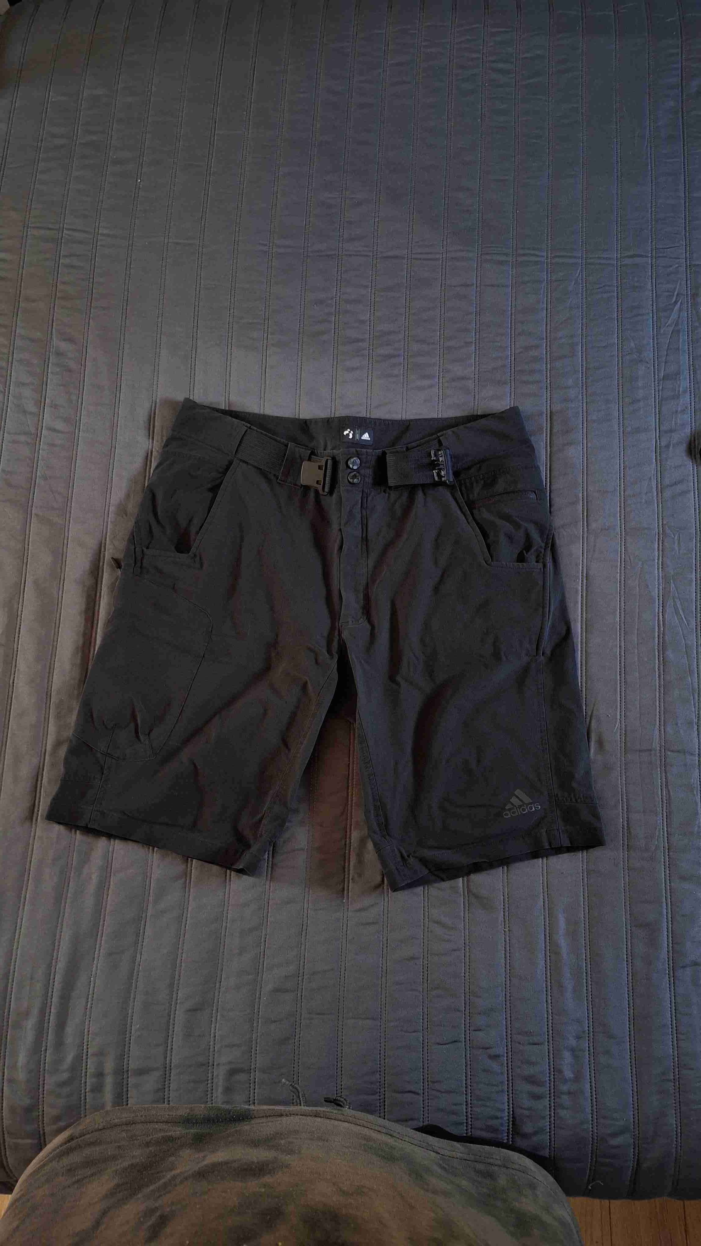 SHORT SPANDEX NEGRO ADIDAS - miniatura 2