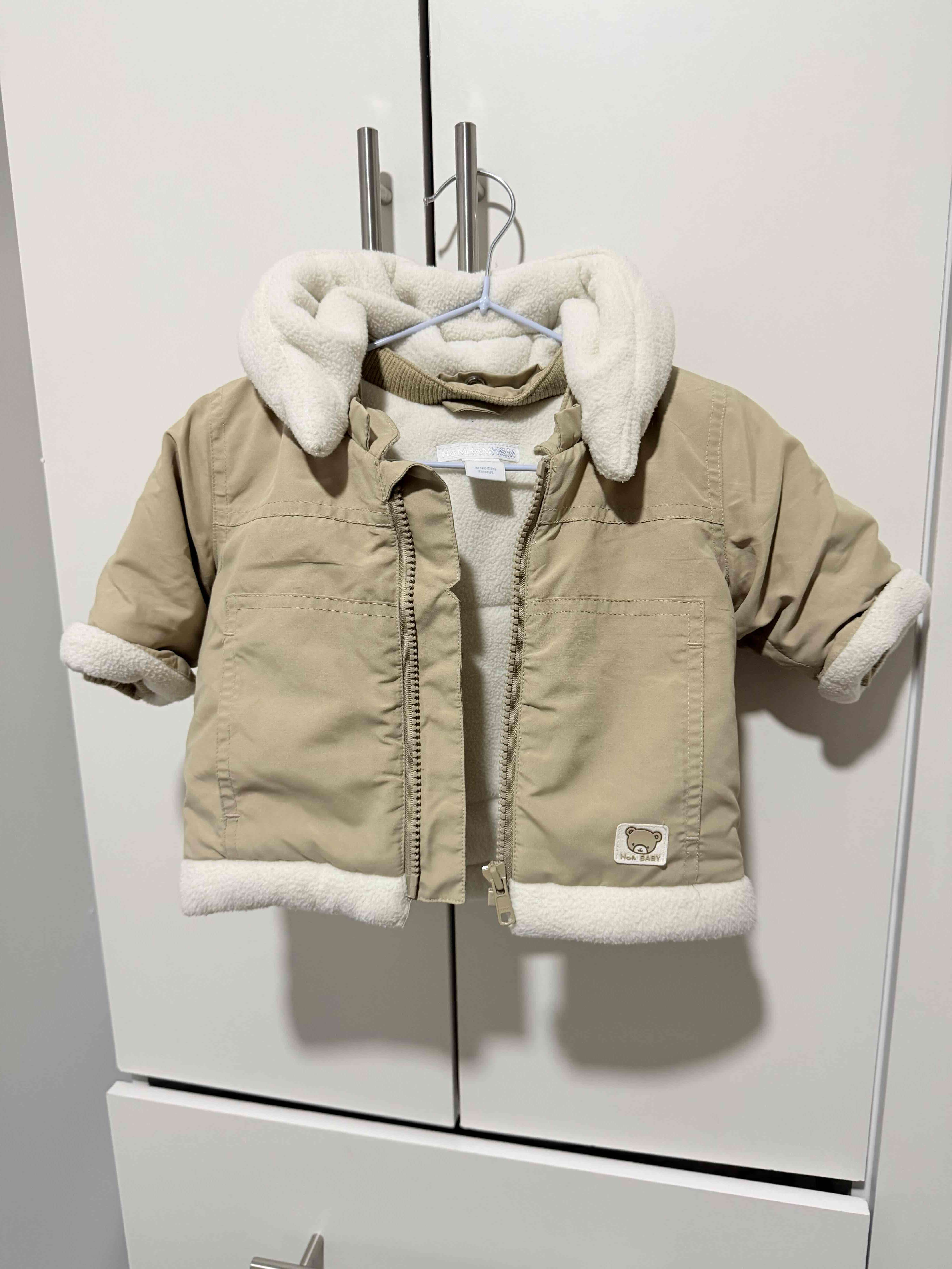 Chaqueta bebé beige con forro