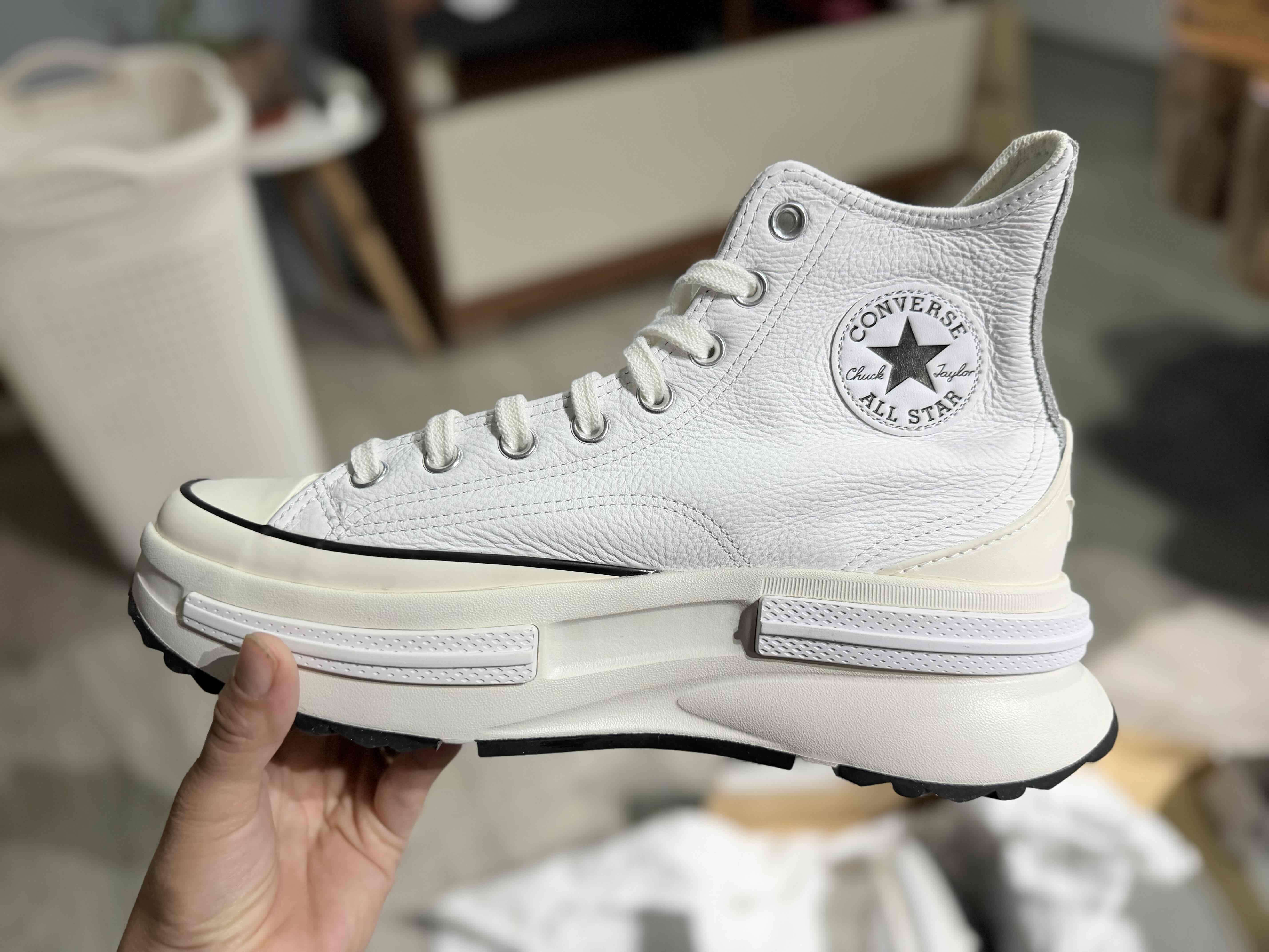 Zapatillas Converse Blancas - miniatura 2