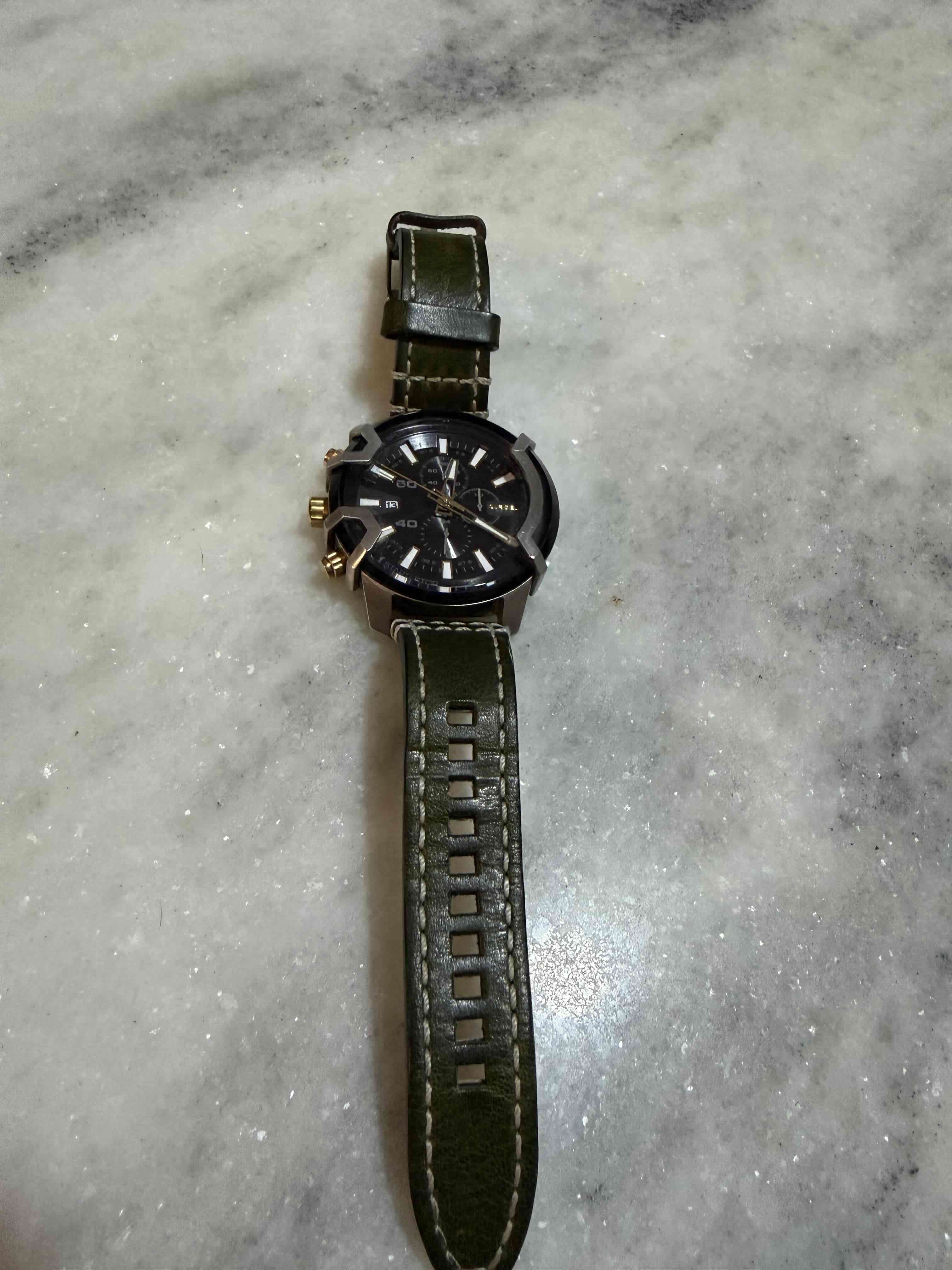 Reloj Diésel  correa verde - miniatura 2