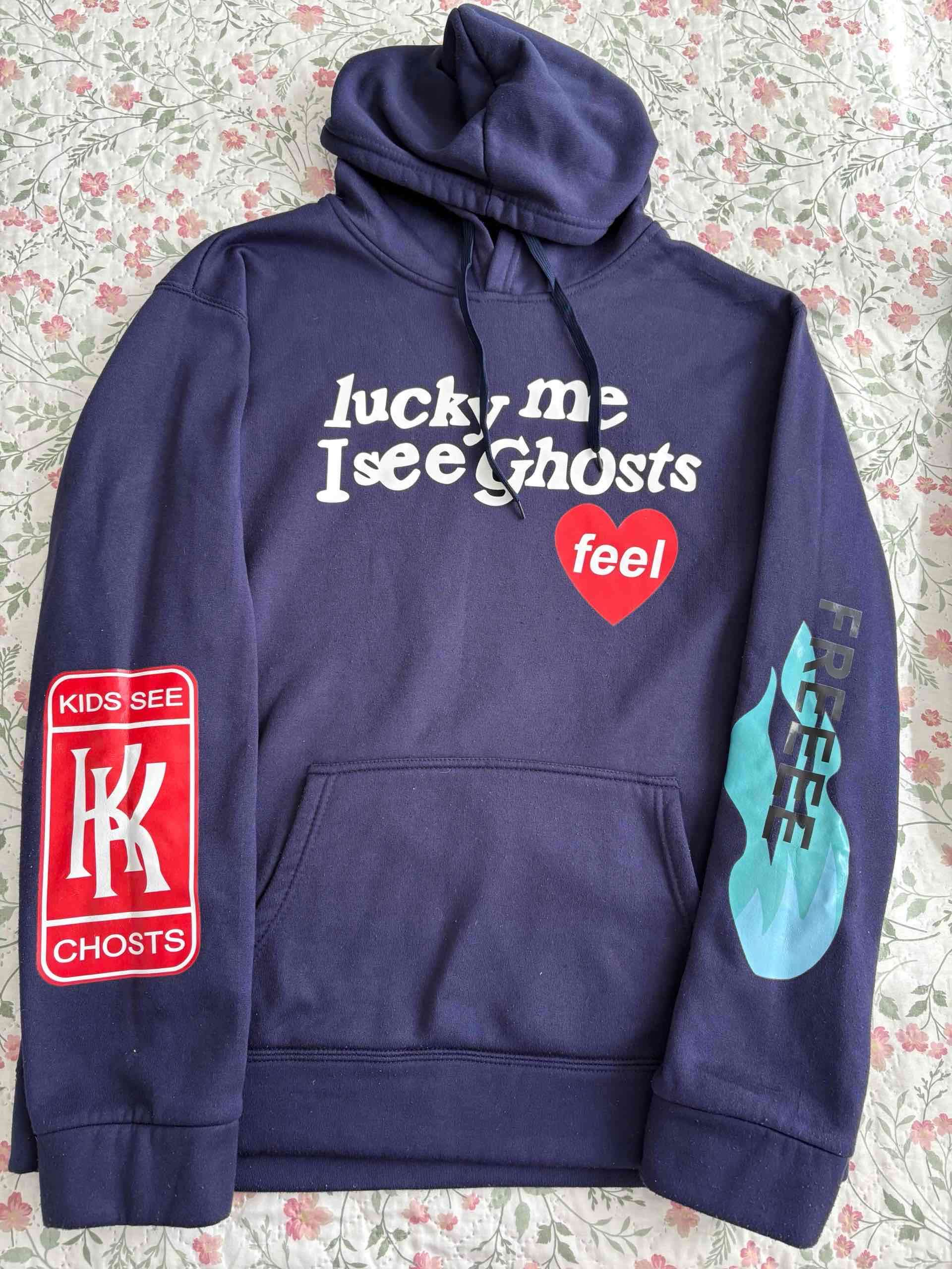 Polerón azul con estampado