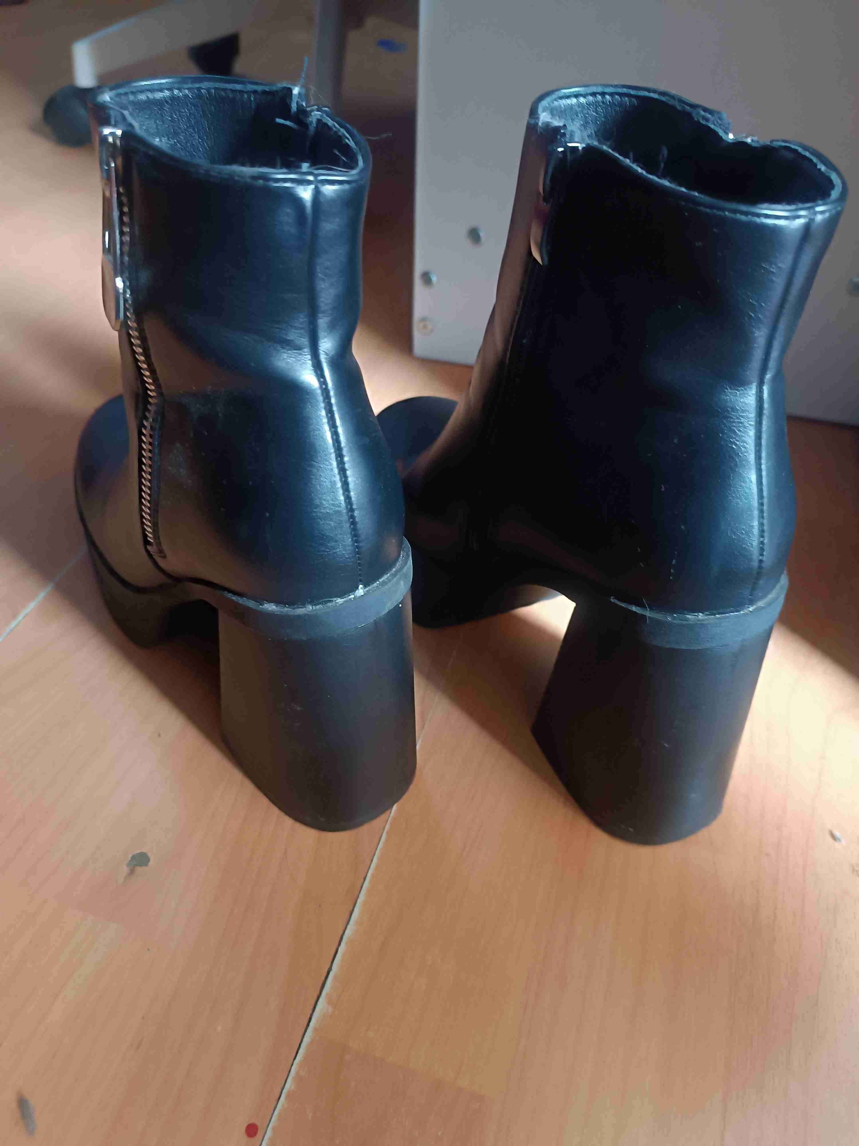 Botines negros de plataforma - miniatura 2