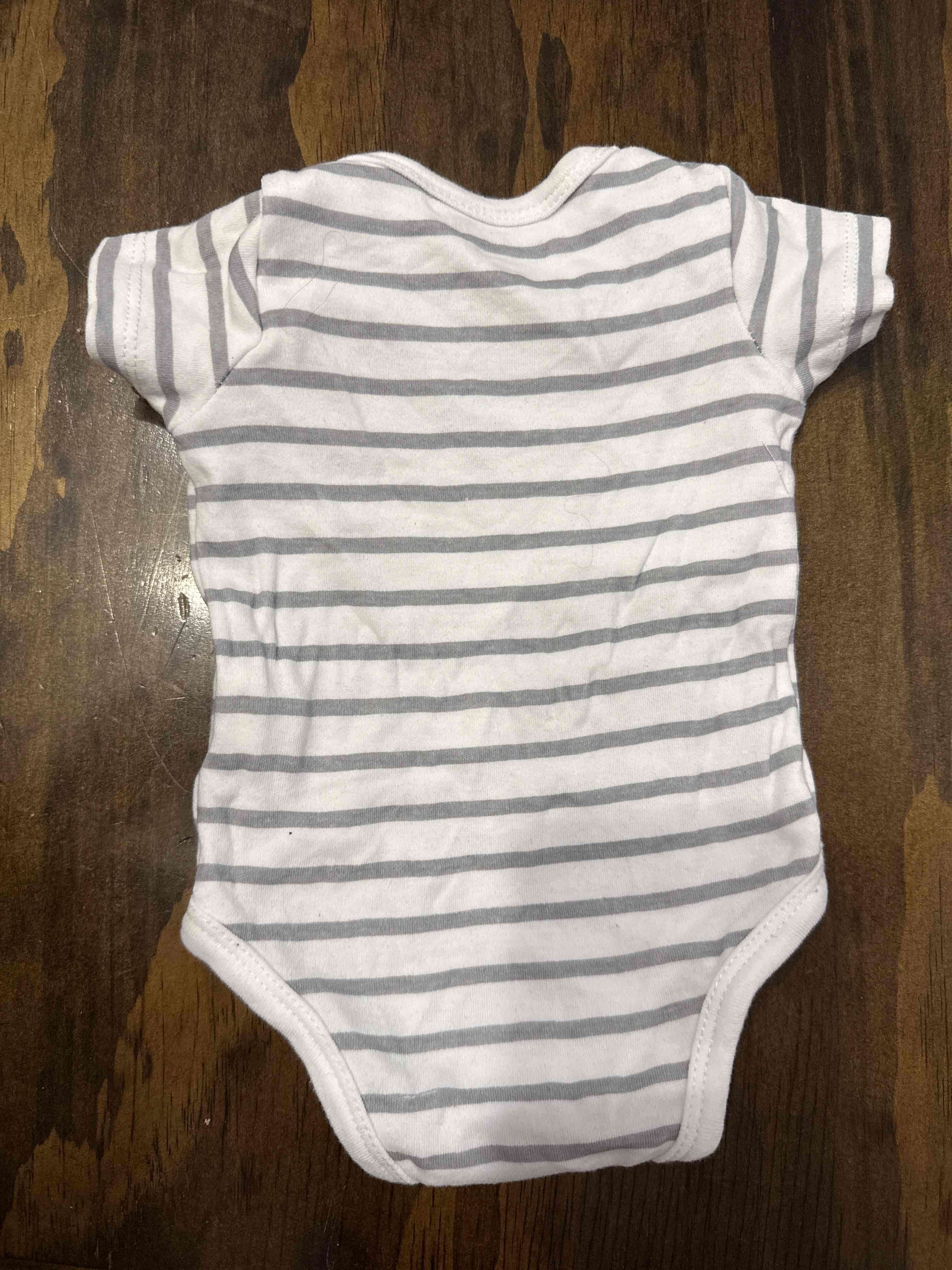 Body bebé a rayas blanco y gris - miniatura 2