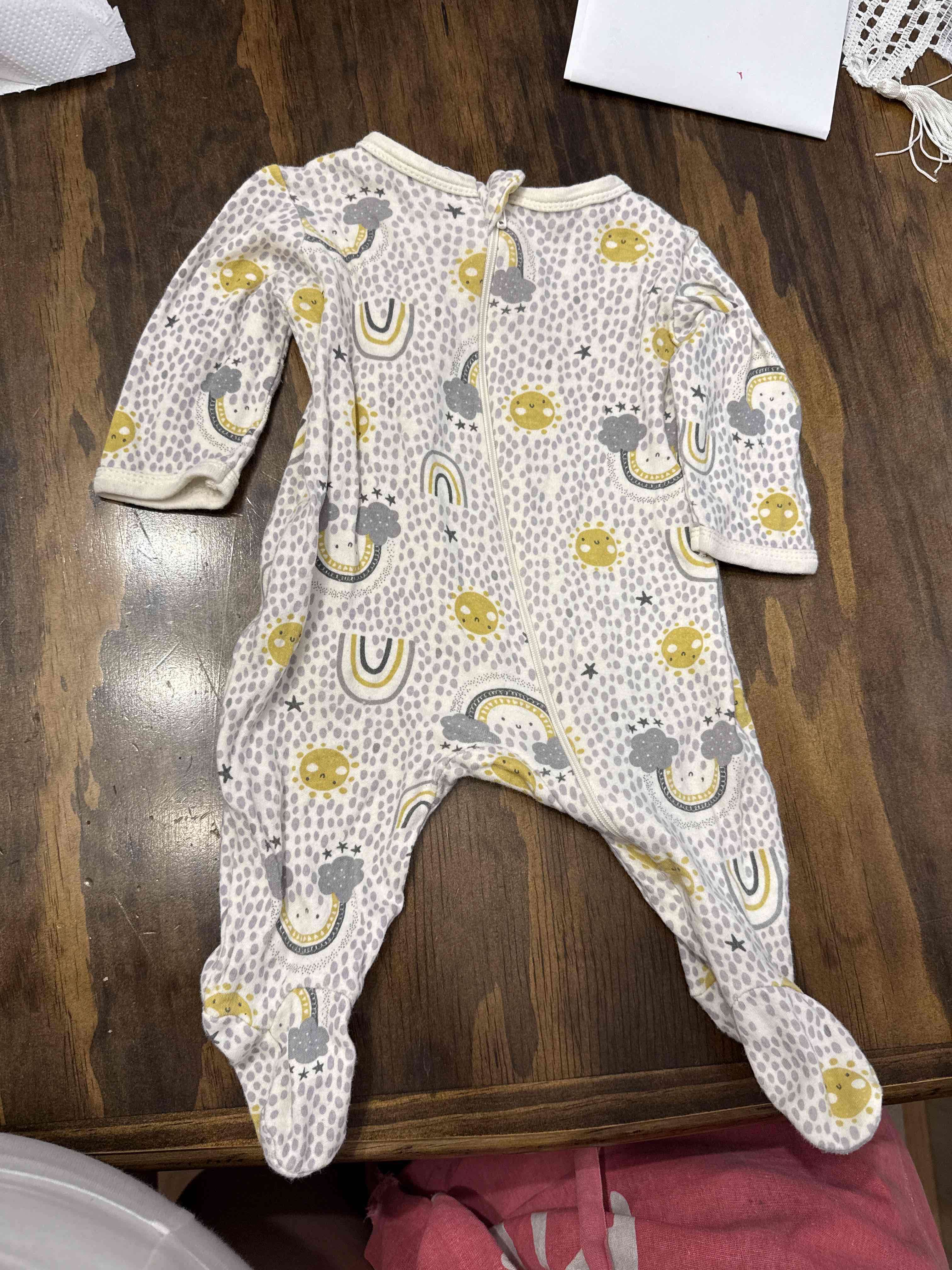 Pijama de bebé con estampado