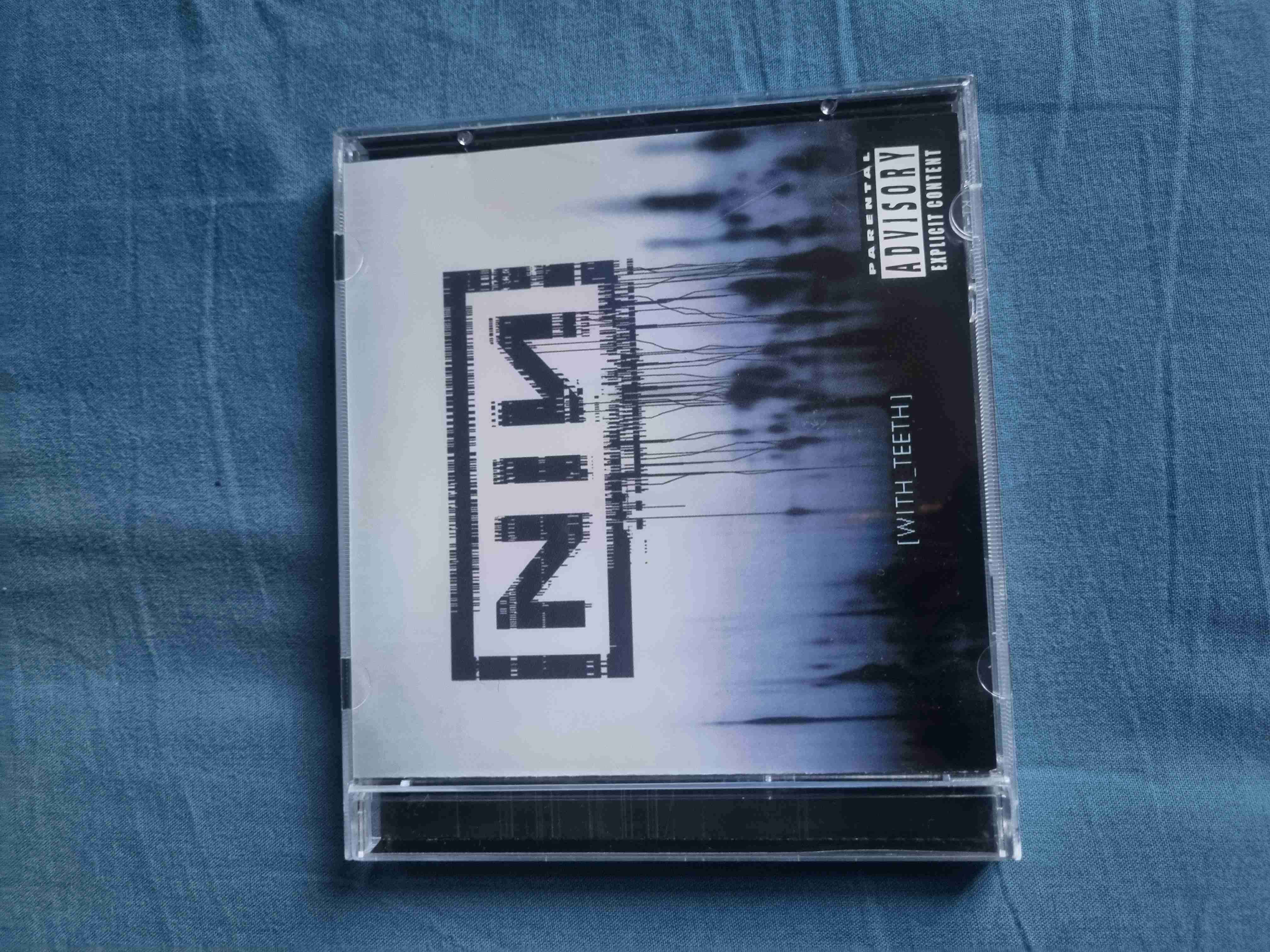 Disco Nine Inch Nails - With Teeth