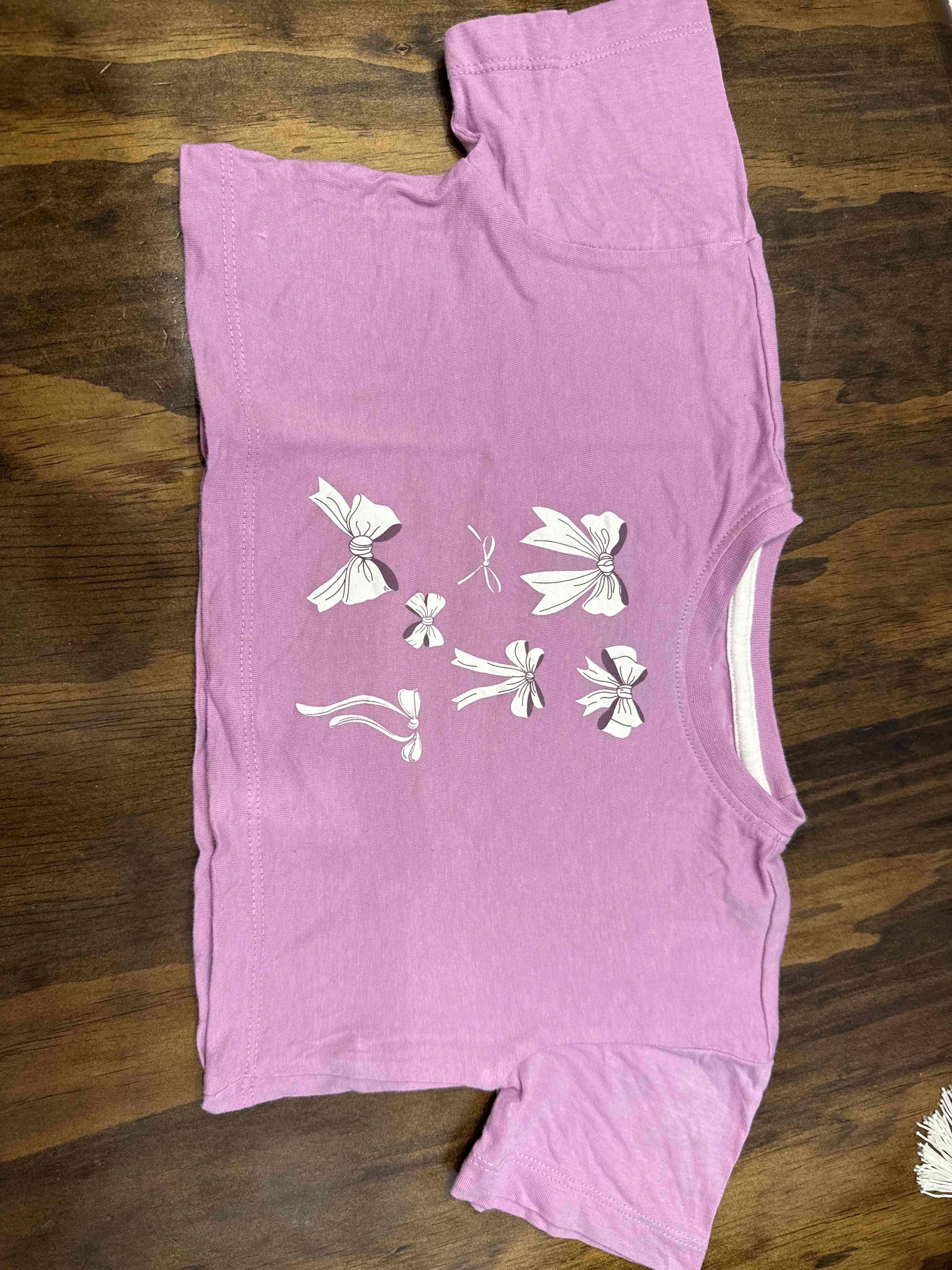 Polera tipo crop-oversize