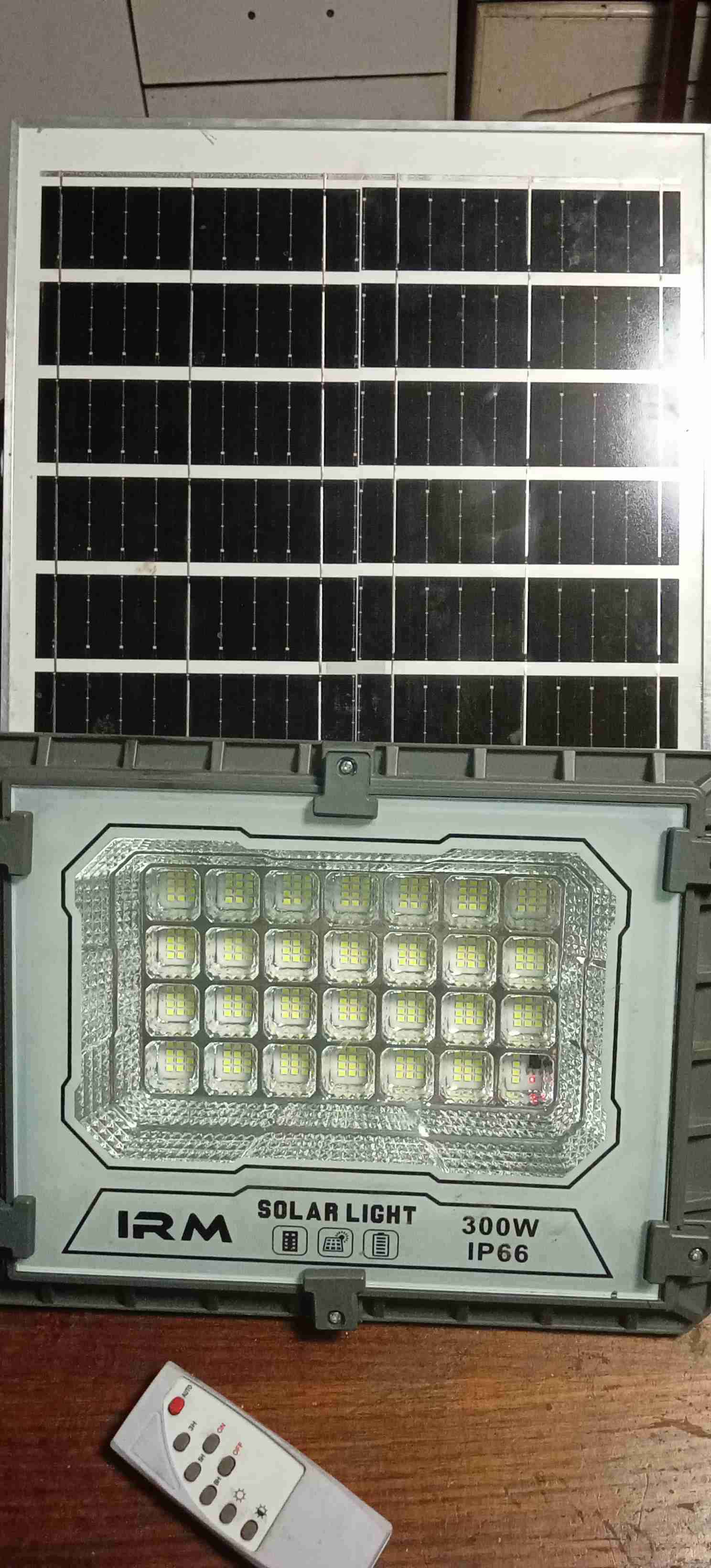 Luz solar 300W con control remoto