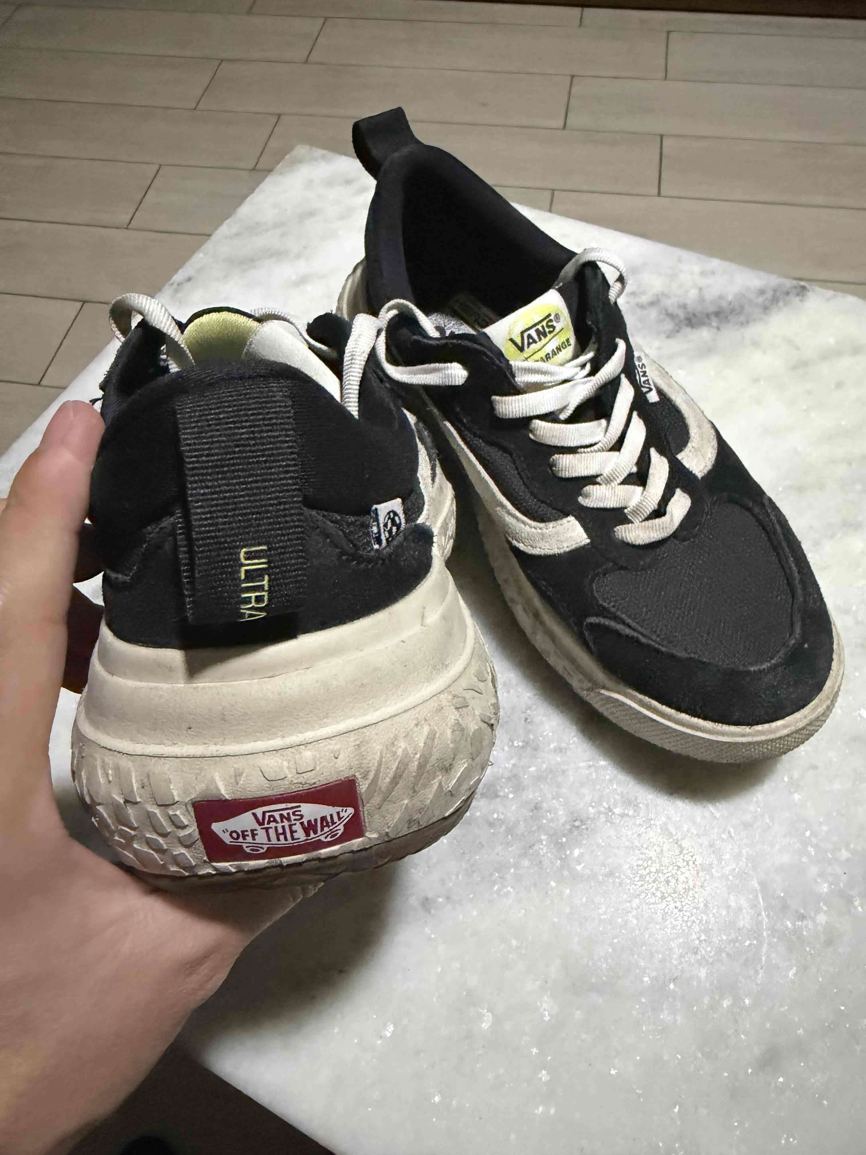 Zapatillas Vans negras - miniatura 3