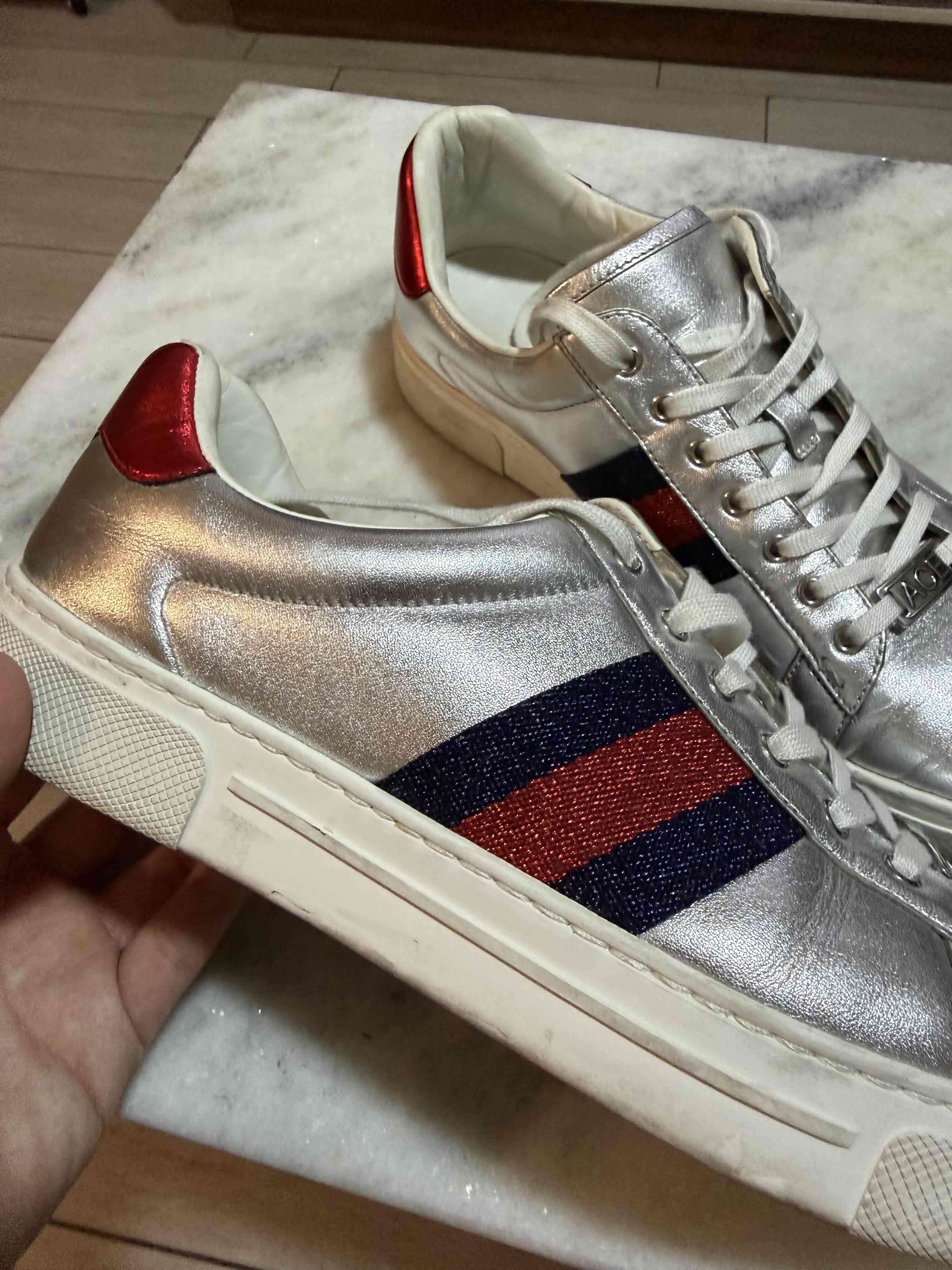 Zapatillas plateadas Gucci - miniatura 2