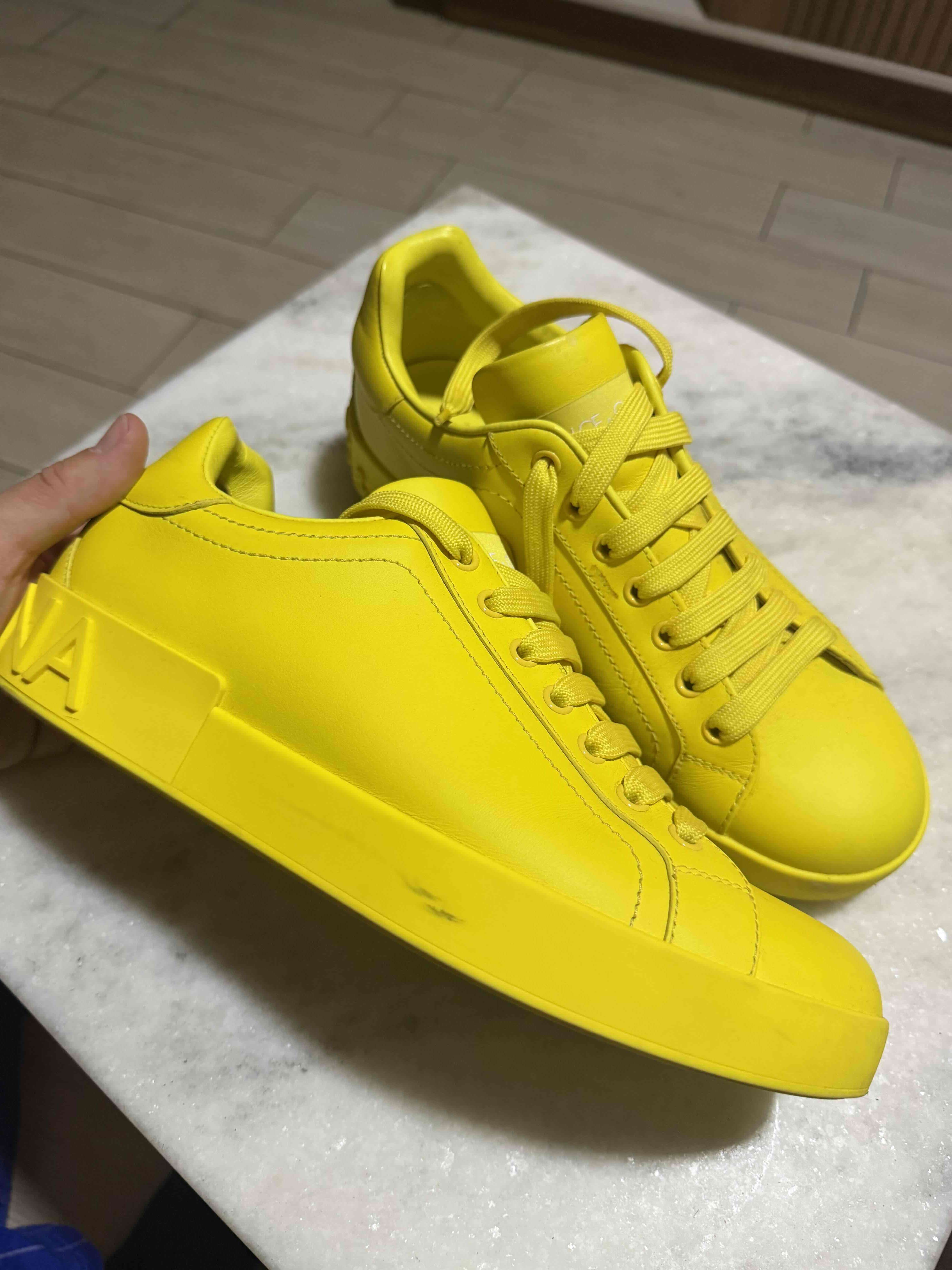 Zapatillas amarillas DG - miniatura 2