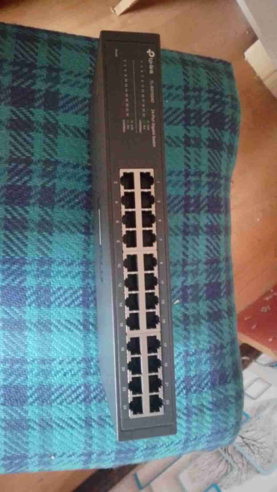Switch TP-Link 24 puertos