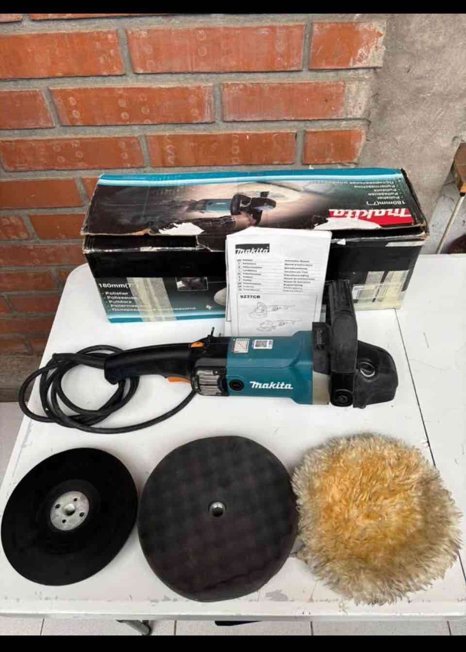 Pulidora lijadora angular Makita - miniatura 2